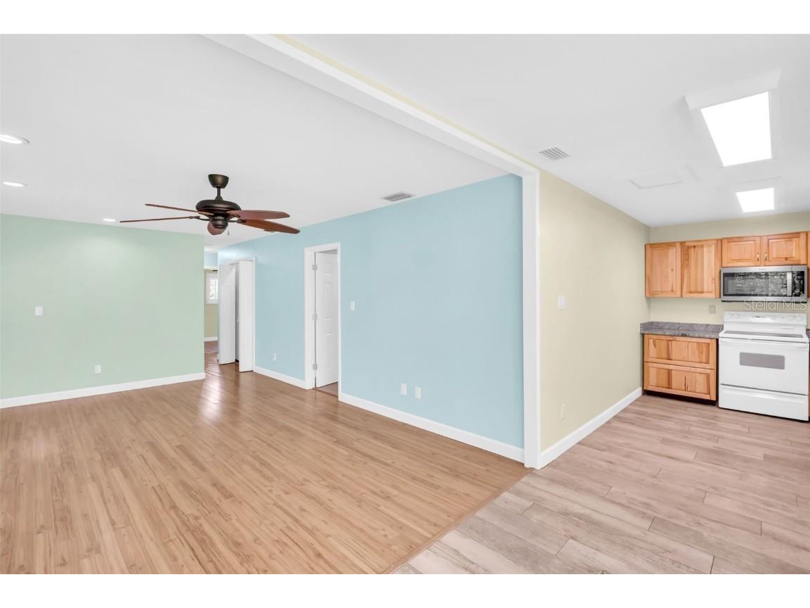 289 Orange Street Palm Harbor FL 34683 TB8413970 image32