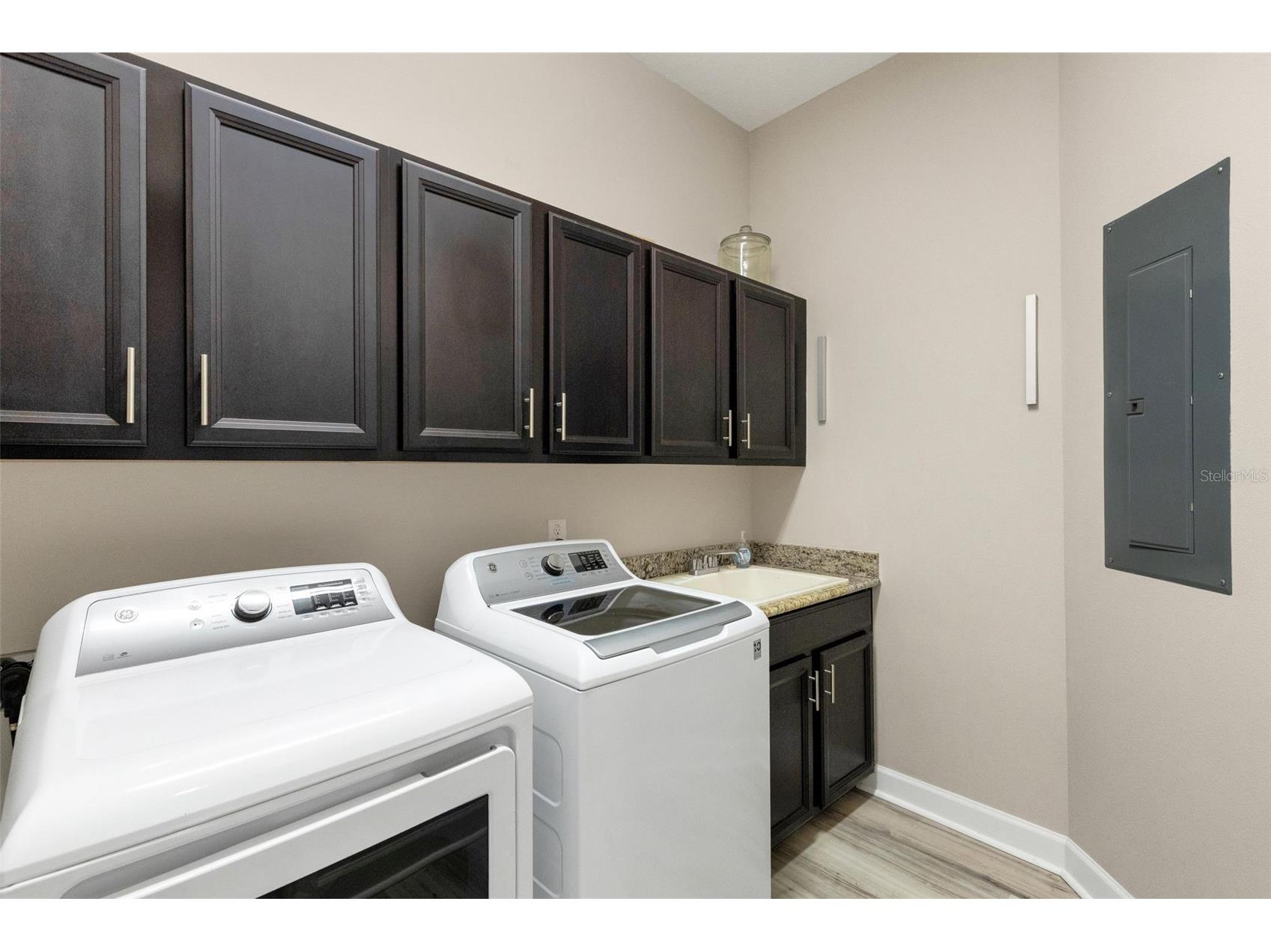 289 Sapphire Lake Drive #202 Bradenton FL 34209 A4686413 image32
