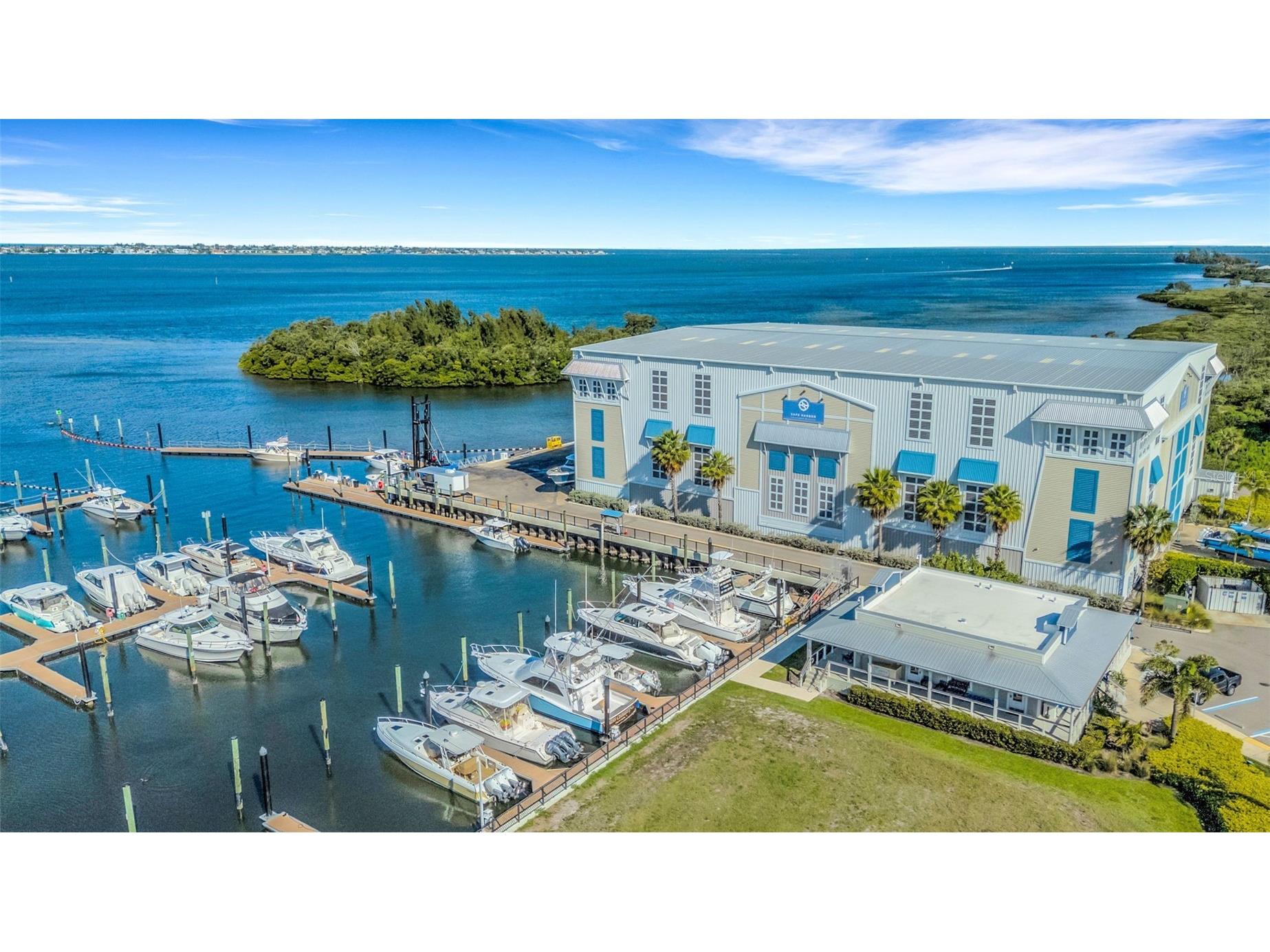 289 Sapphire Lake Drive #202 Bradenton FL 34209 A4686413 image54