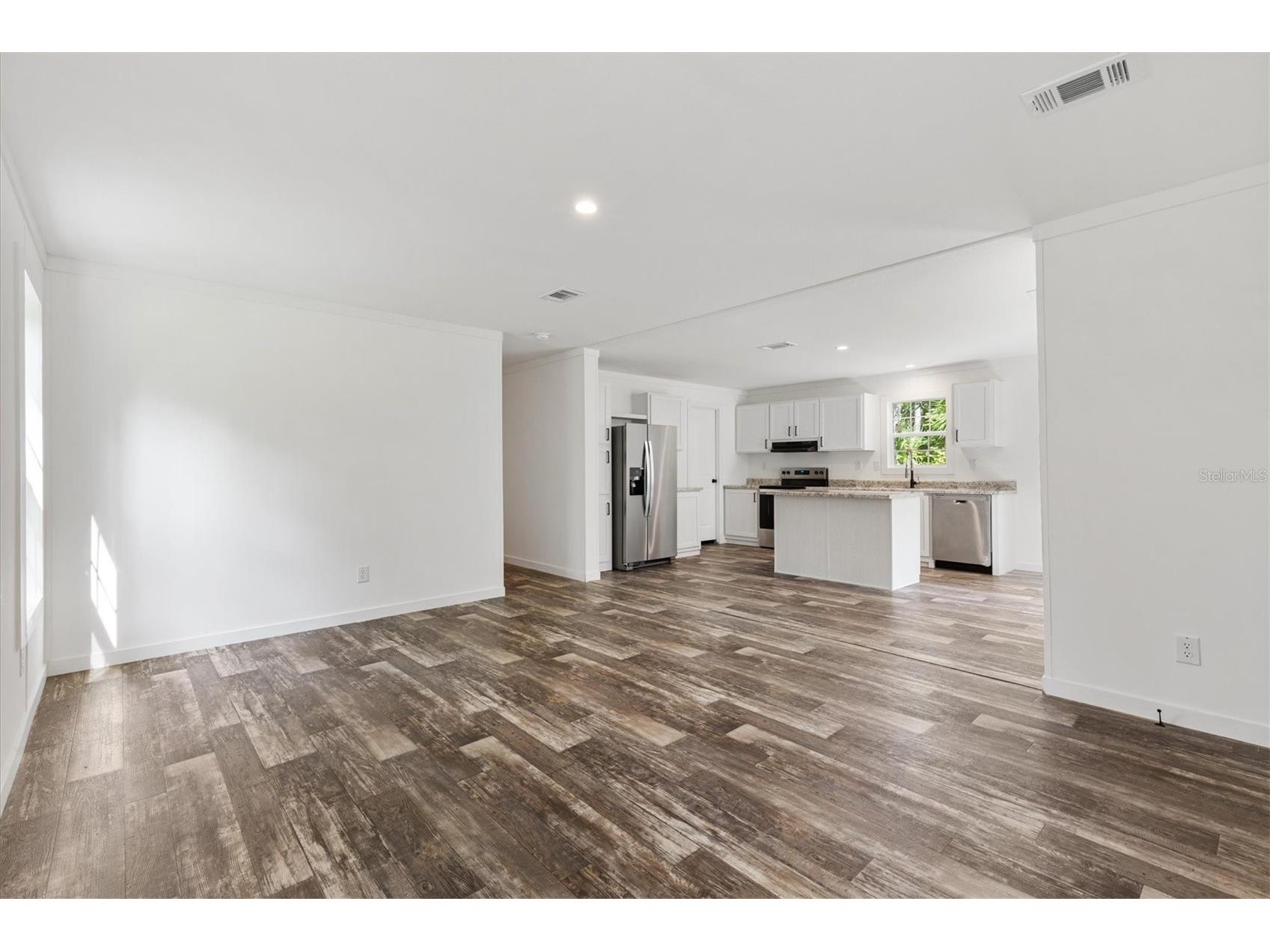 2890 Cr 426e Lake Panasoffkee FL 33538 G5101437 image12