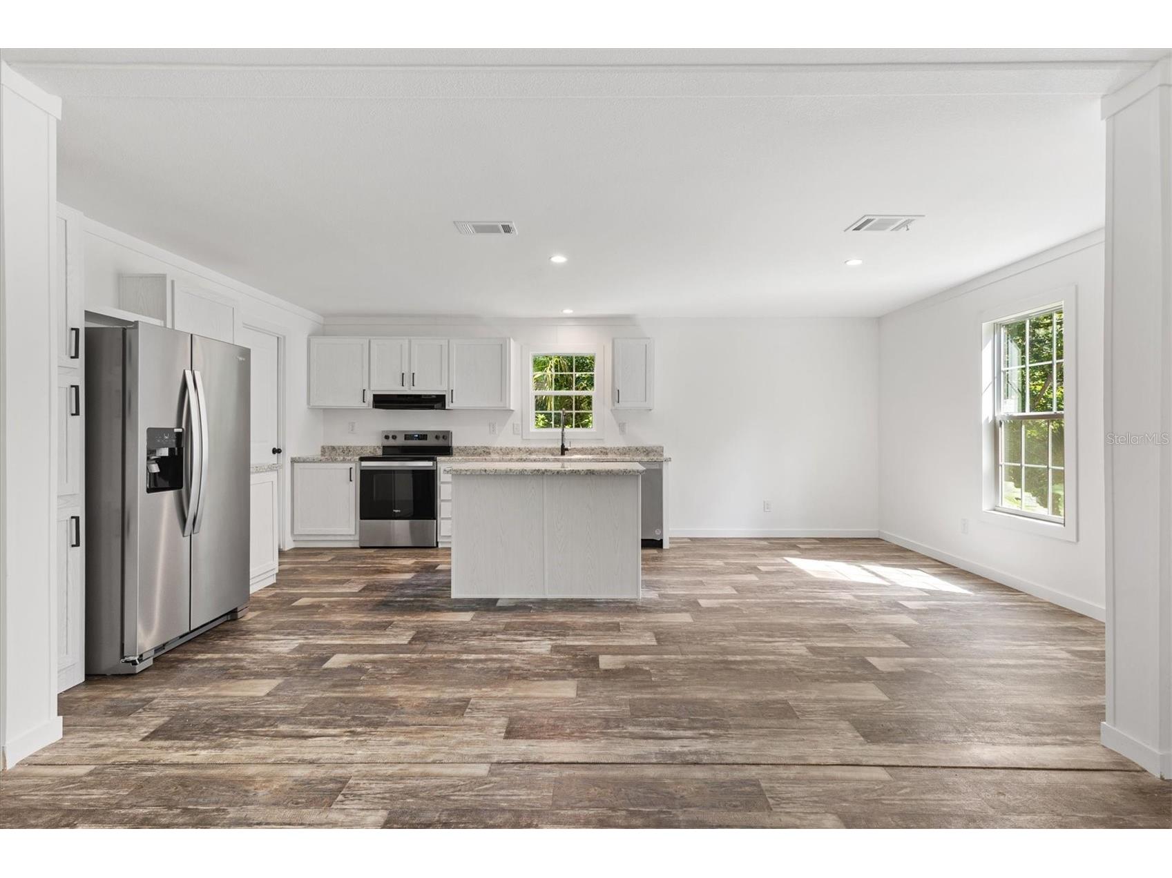 2890 Cr 426e Lake Panasoffkee FL 33538 G5101437 image15