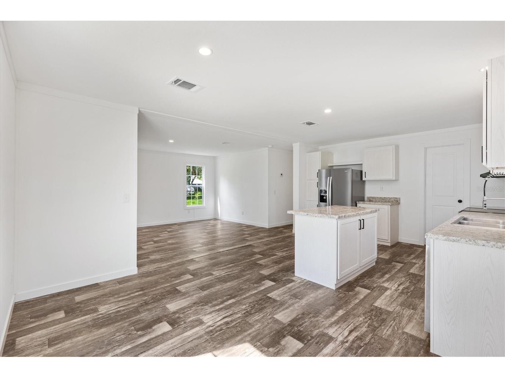 2890 Cr 426e Lake Panasoffkee FL 33538 G5101437 image19