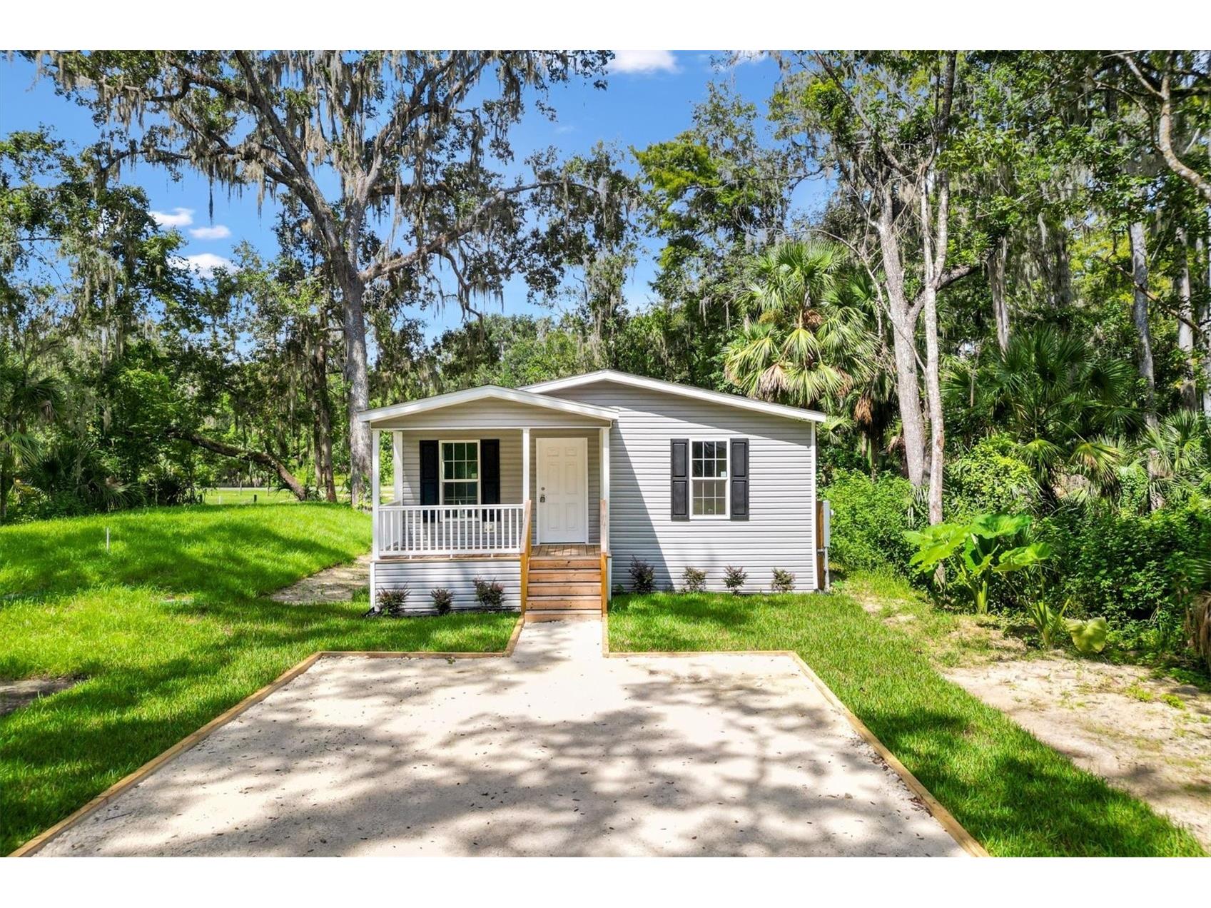 2890 Cr 426e Lake Panasoffkee FL 33538 G5101437 image4