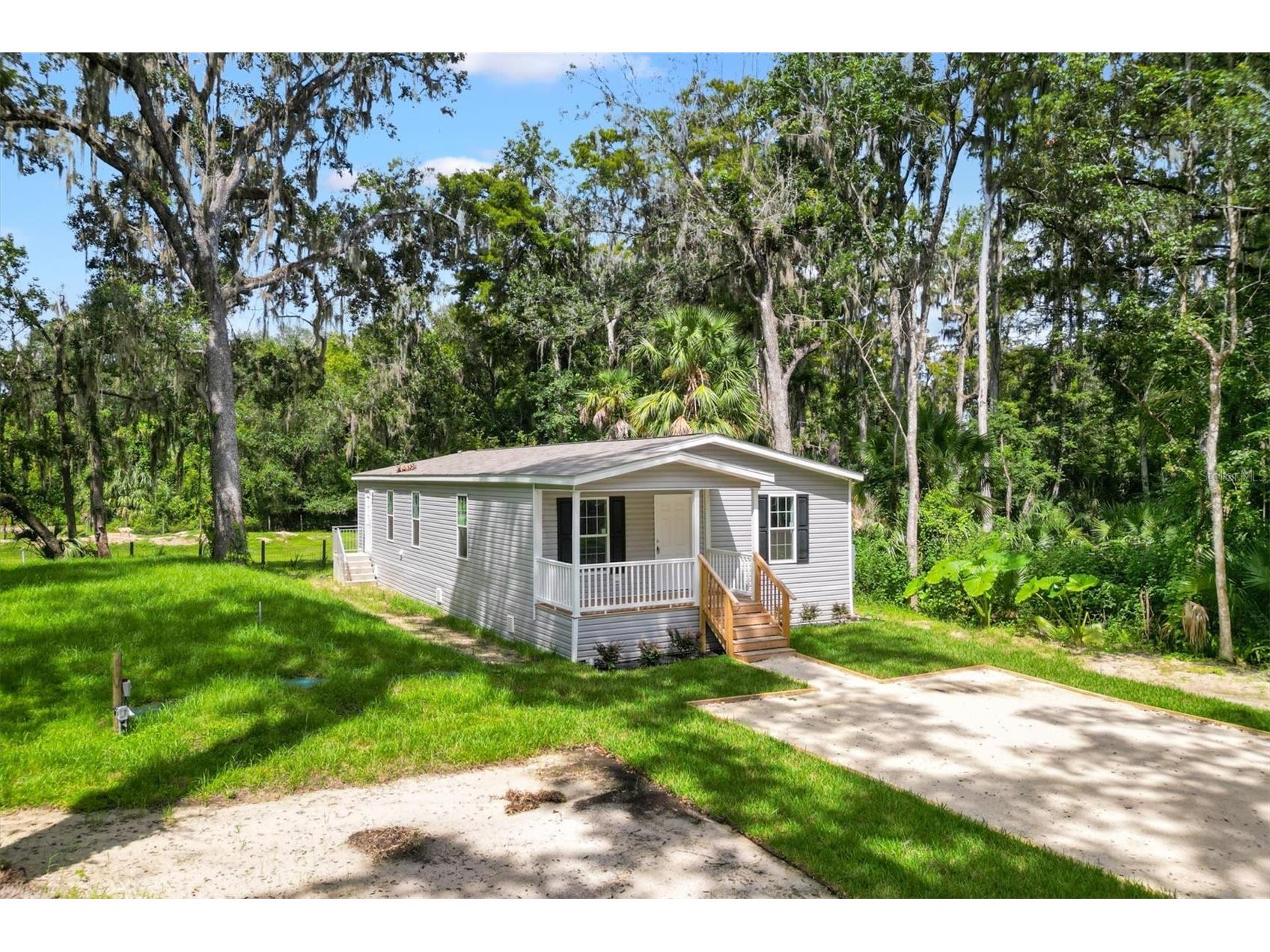 2890 Cr 426e Lake Panasoffkee FL 33538 G5101437 image8