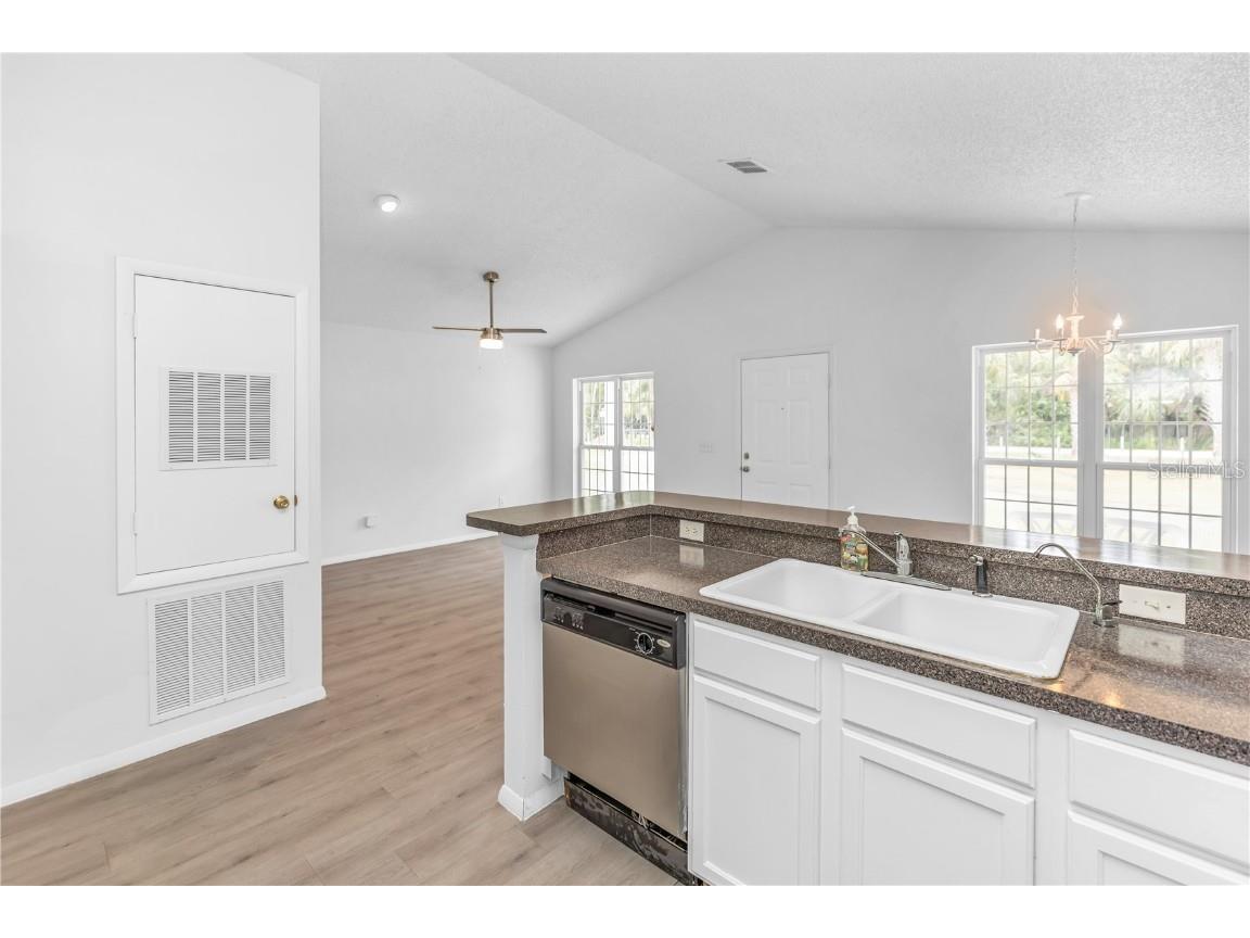 2891 Richmond Avenue Sanford FL 32773 O6363060 image6