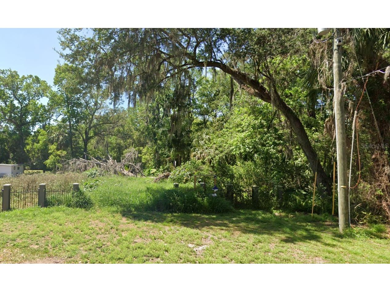 28915 Hubbard Street Leesburg FL 34748 A4696636 image2