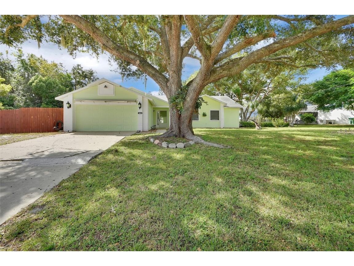 2893 Maldive Court Deltona FL 32738 V4945660 image1