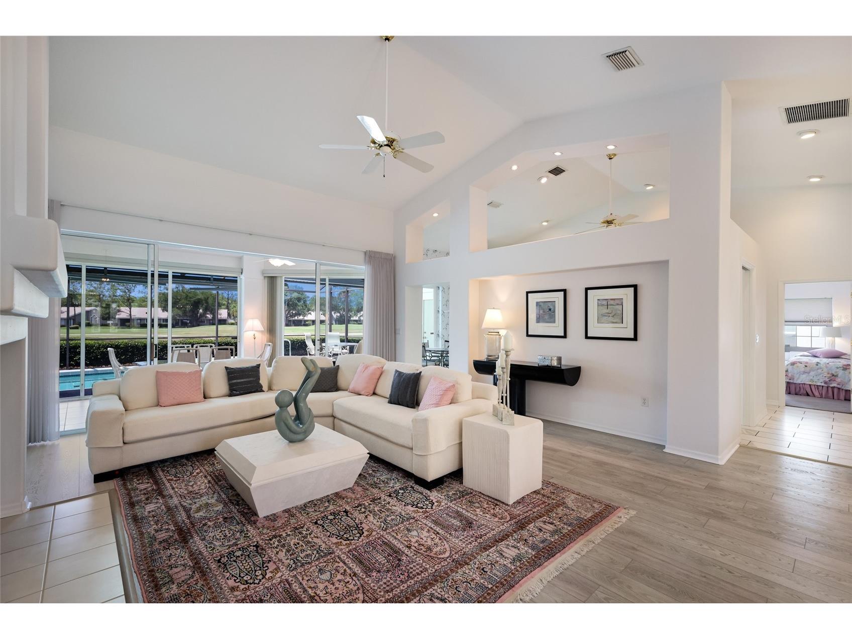 2893 Sandringham Place Sarasota FL 34235 A4692765 image12