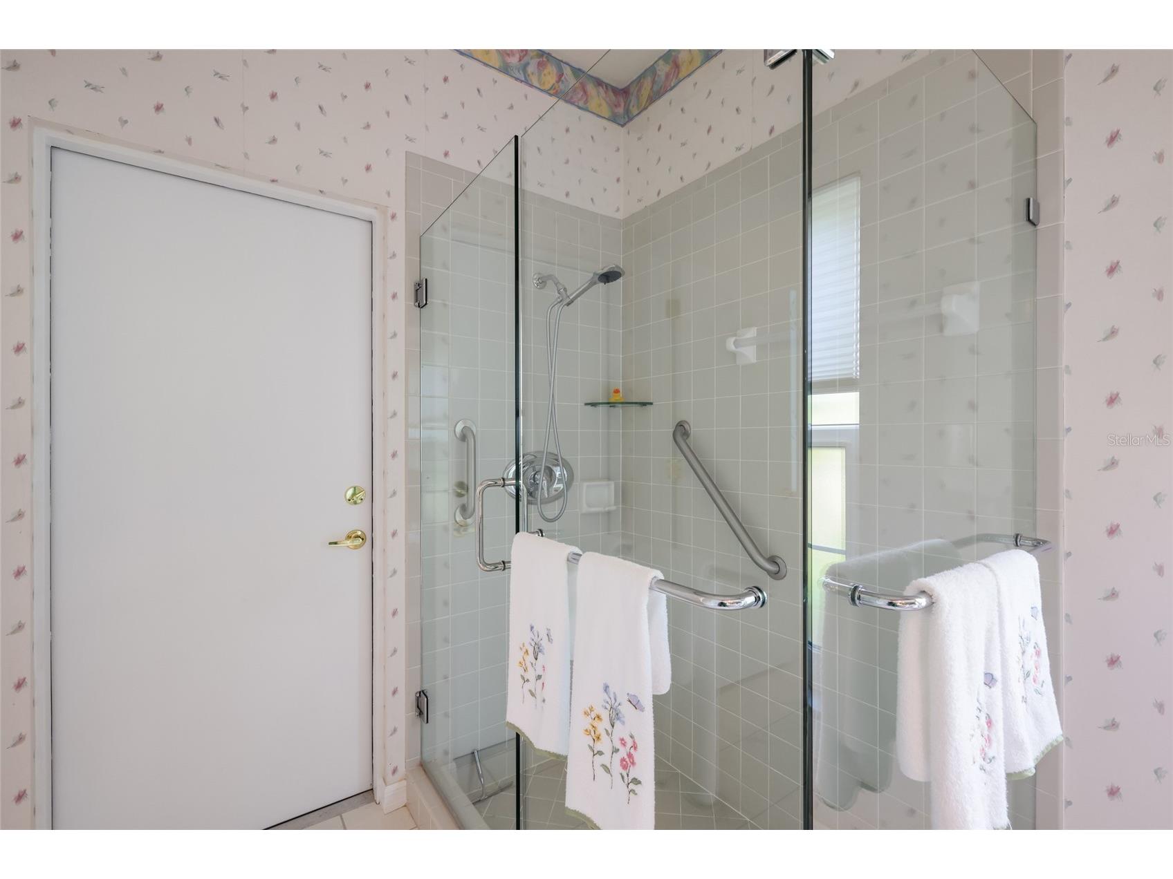 2893 Sandringham Place Sarasota FL 34235 A4692765 image27