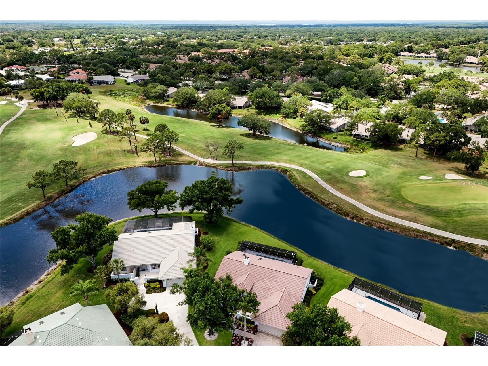 2893 Sandringham Place Sarasota FL 34235 A4692765 image37