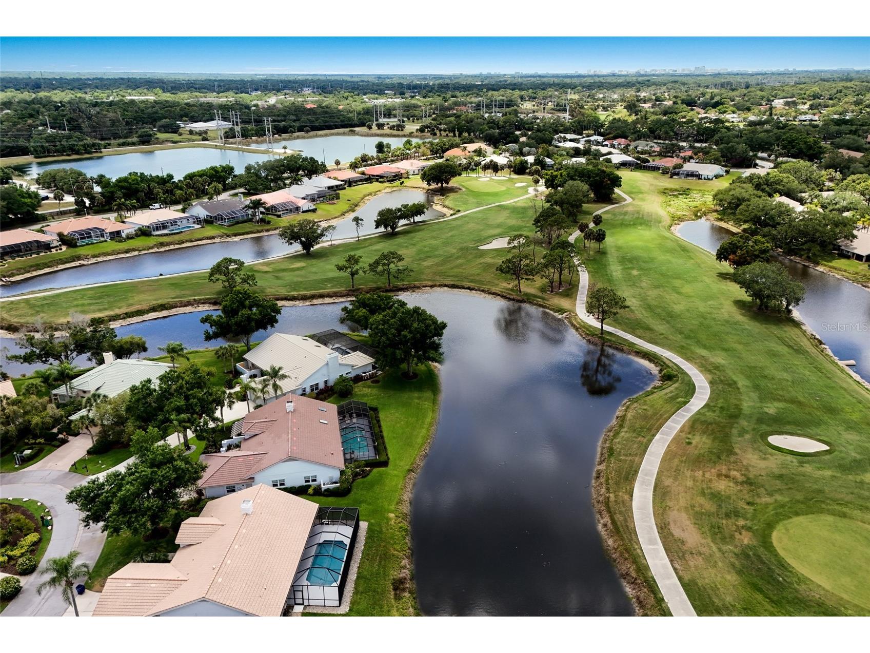 2893 Sandringham Place Sarasota FL 34235 A4692765 image39