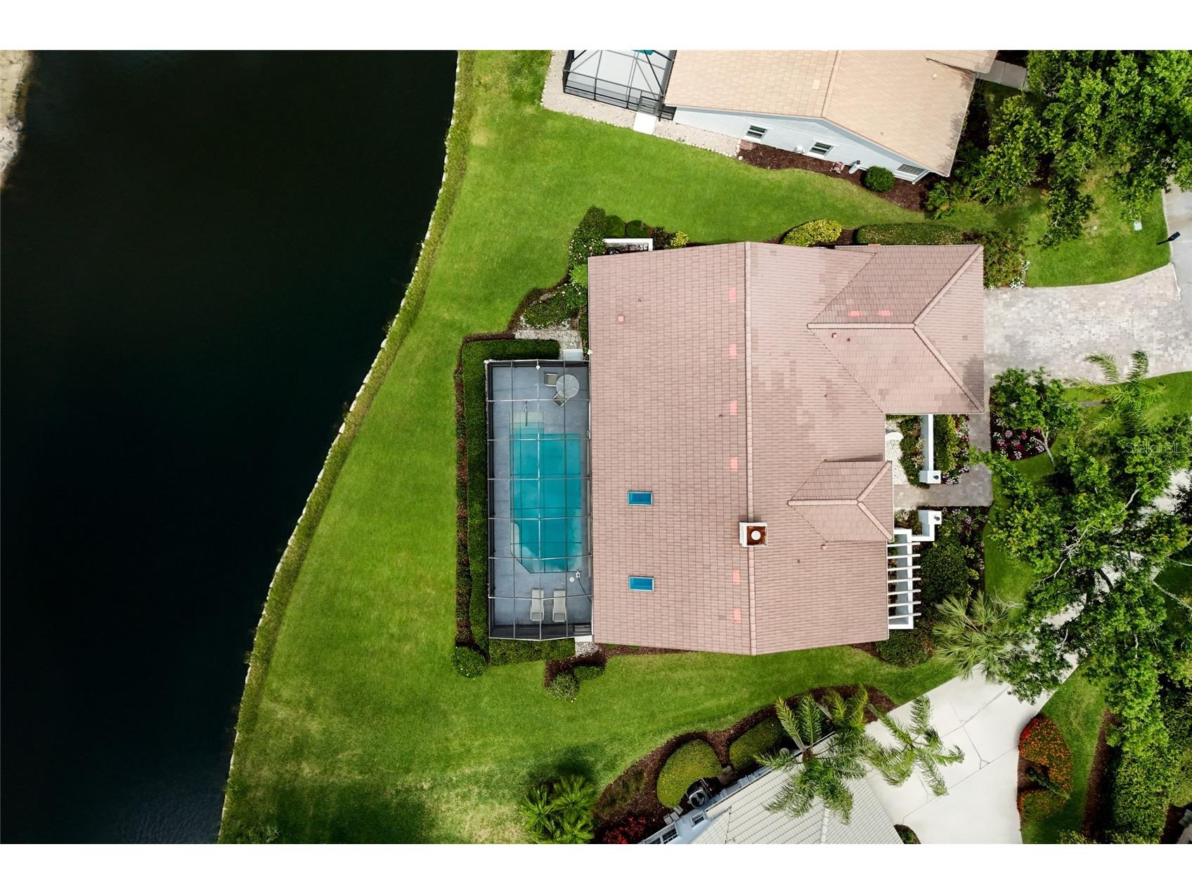 2893 Sandringham Place Sarasota FL 34235 A4692765 image43