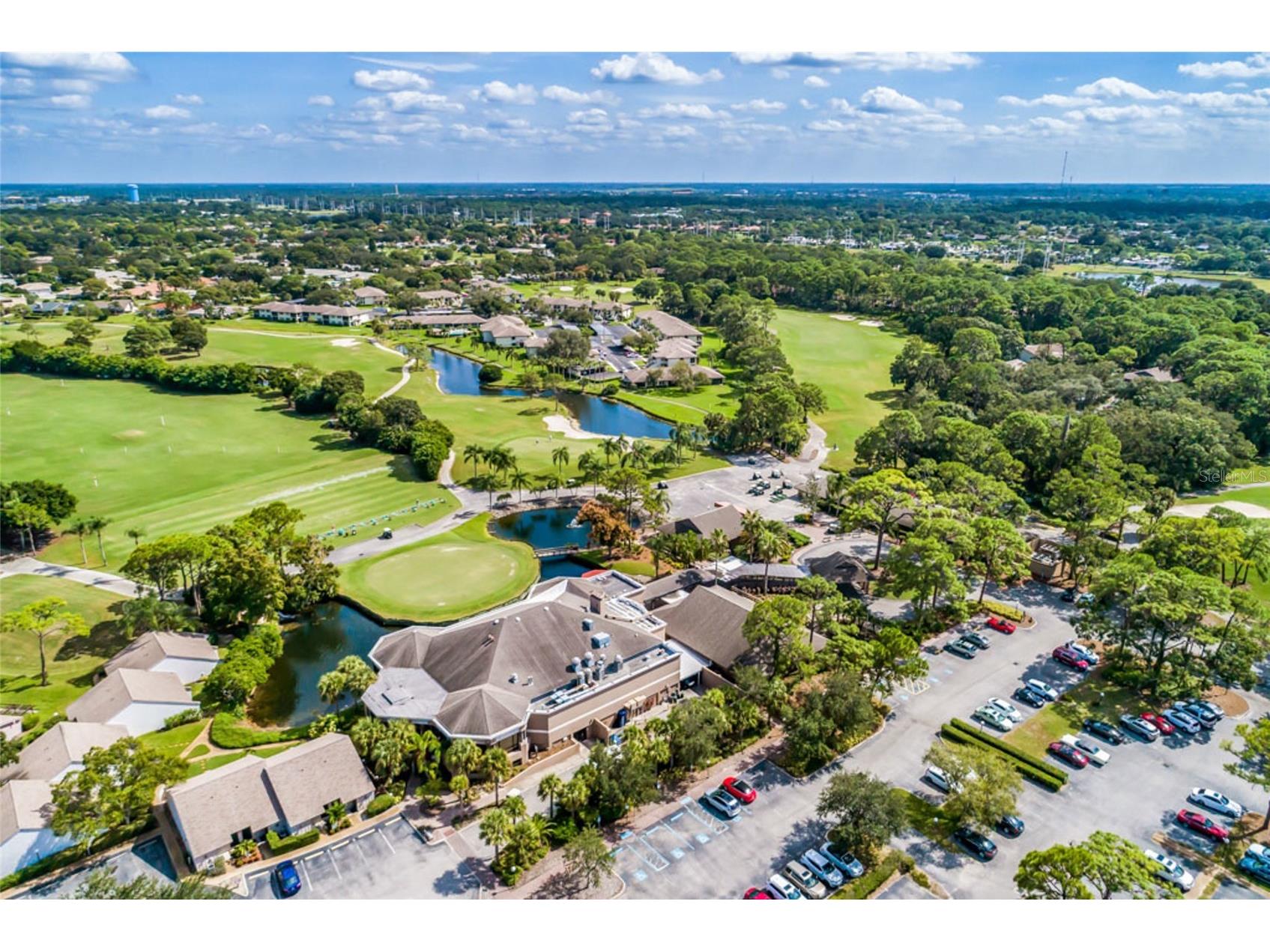 2893 Sandringham Place Sarasota FL 34235 A4692765 image50