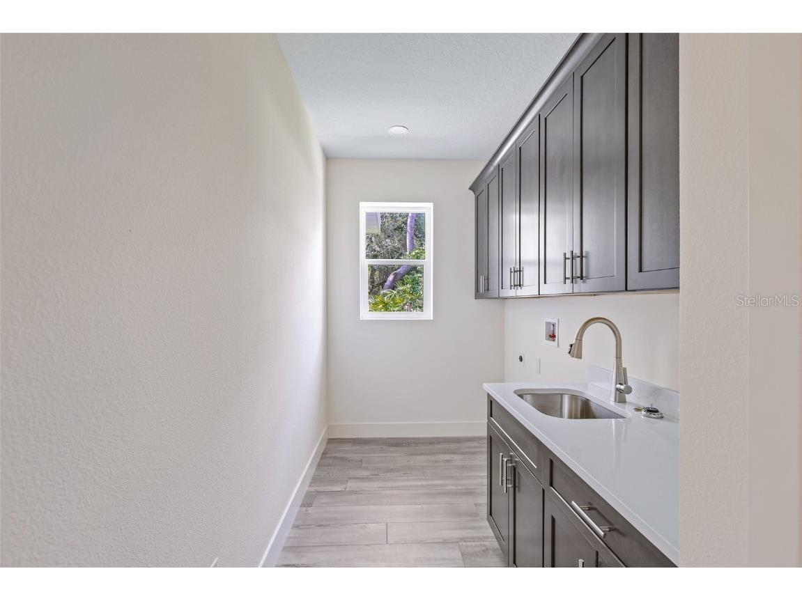 2894 Hardy Avenue New Smyrna Beach FL 32168 V4942939 image15