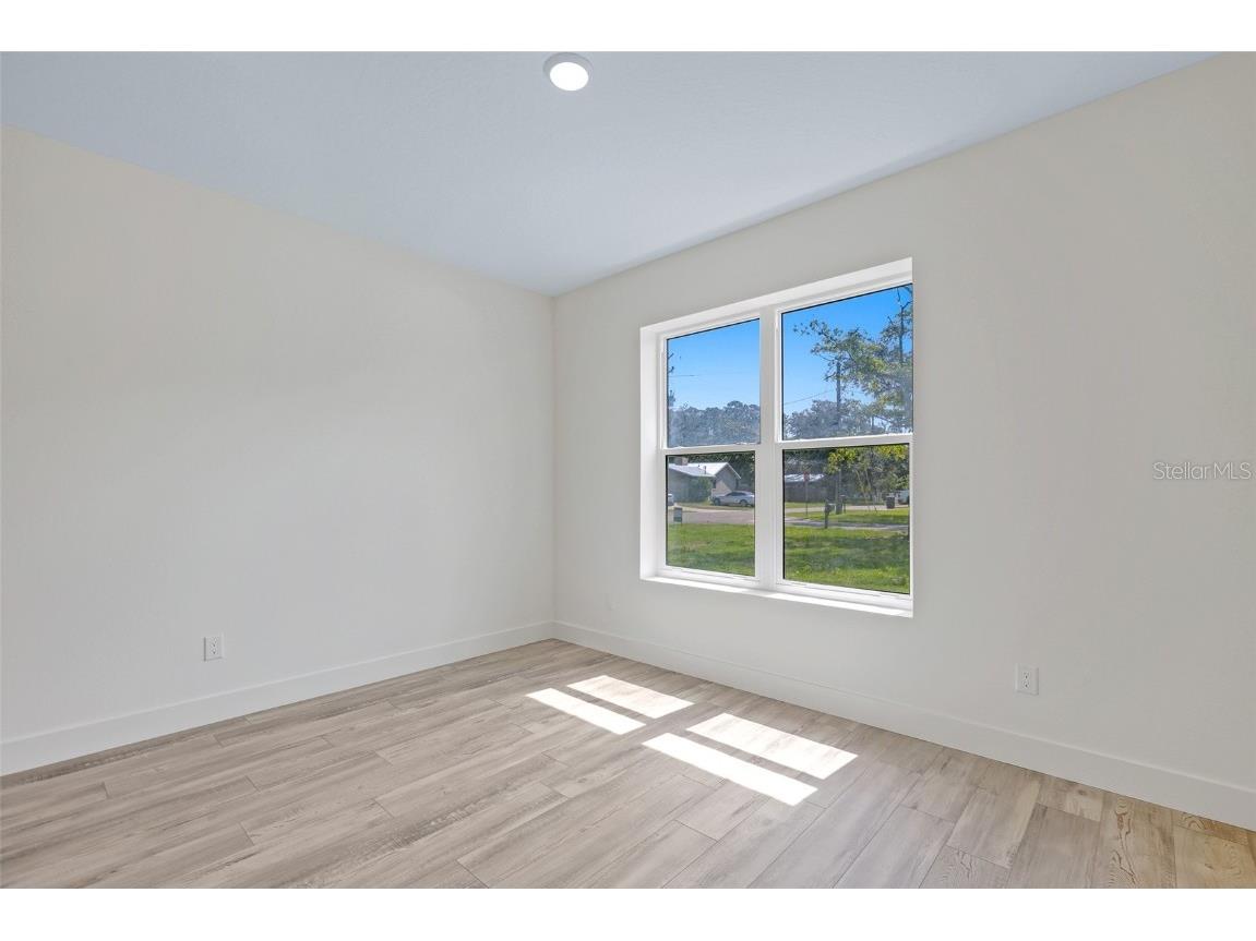 2894 Hardy Avenue New Smyrna Beach FL 32168 V4942939 image16