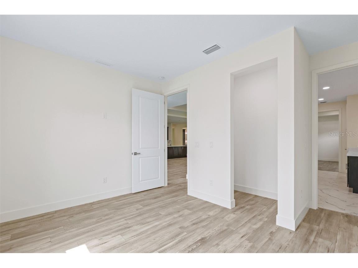 2894 Hardy Avenue New Smyrna Beach FL 32168 V4942939 image17