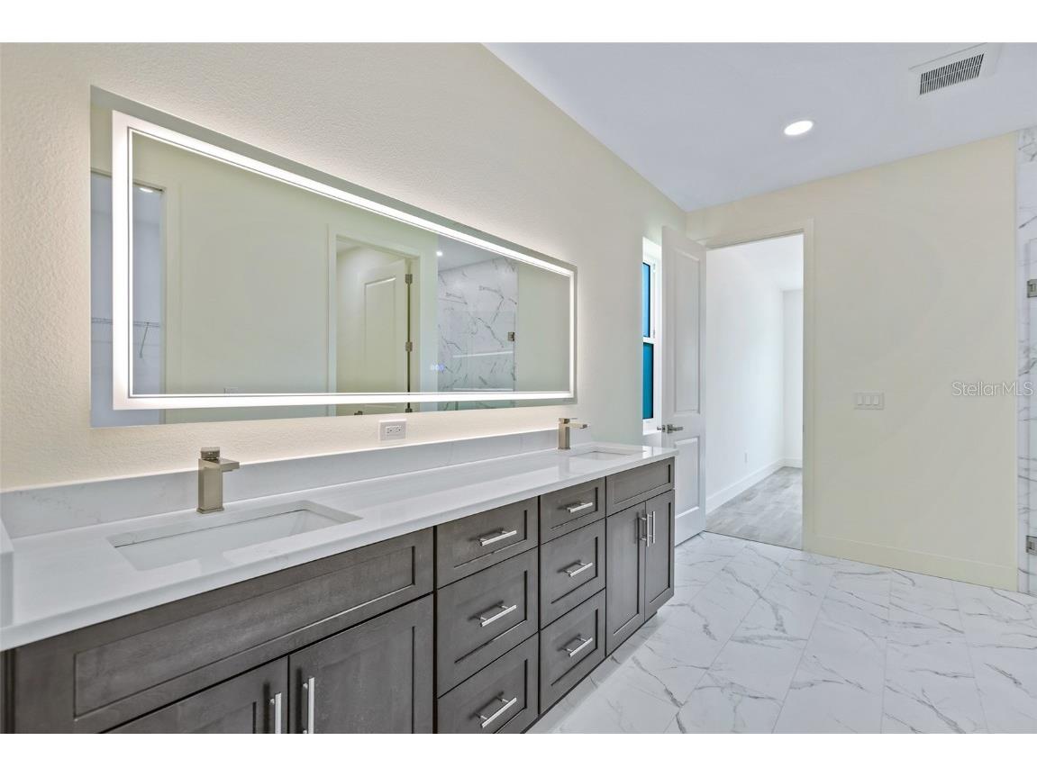 2894 Hardy Avenue New Smyrna Beach FL 32168 V4942939 image20