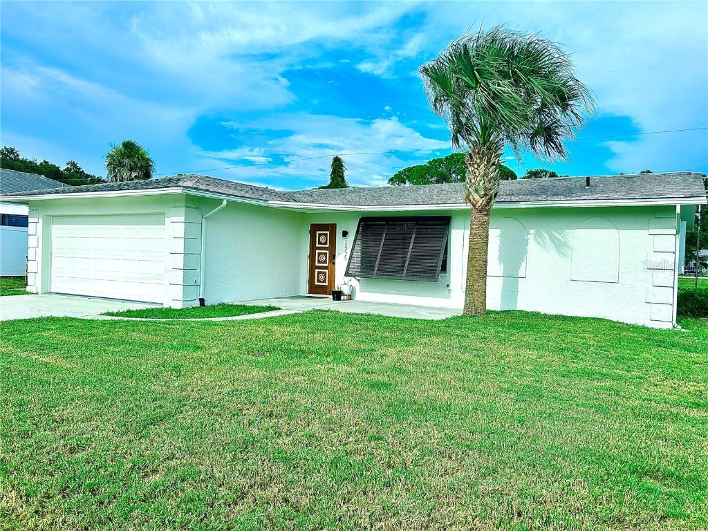 2895 Siesta Drive Venice FL 34293 A4579196 image1