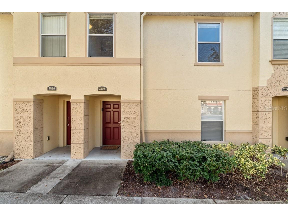 2896 Club Cortile Circle Kissimmee FL 34746 S5130502 image2