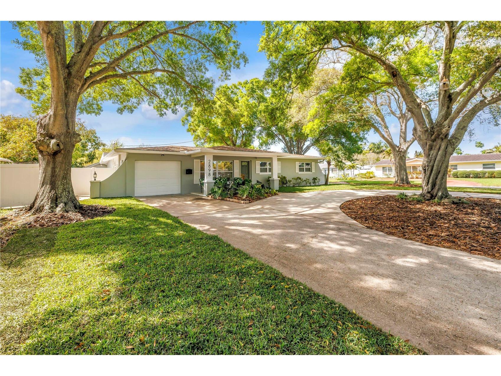 2898 56th Lane N Saint Petersburg FL 33710 TB8487997 image1