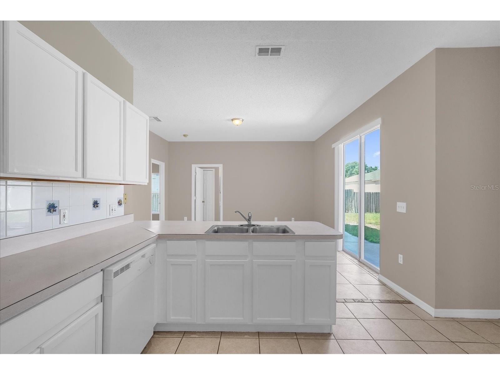 29 Andora Court Kissimmee FL 34758 O6399706 image6