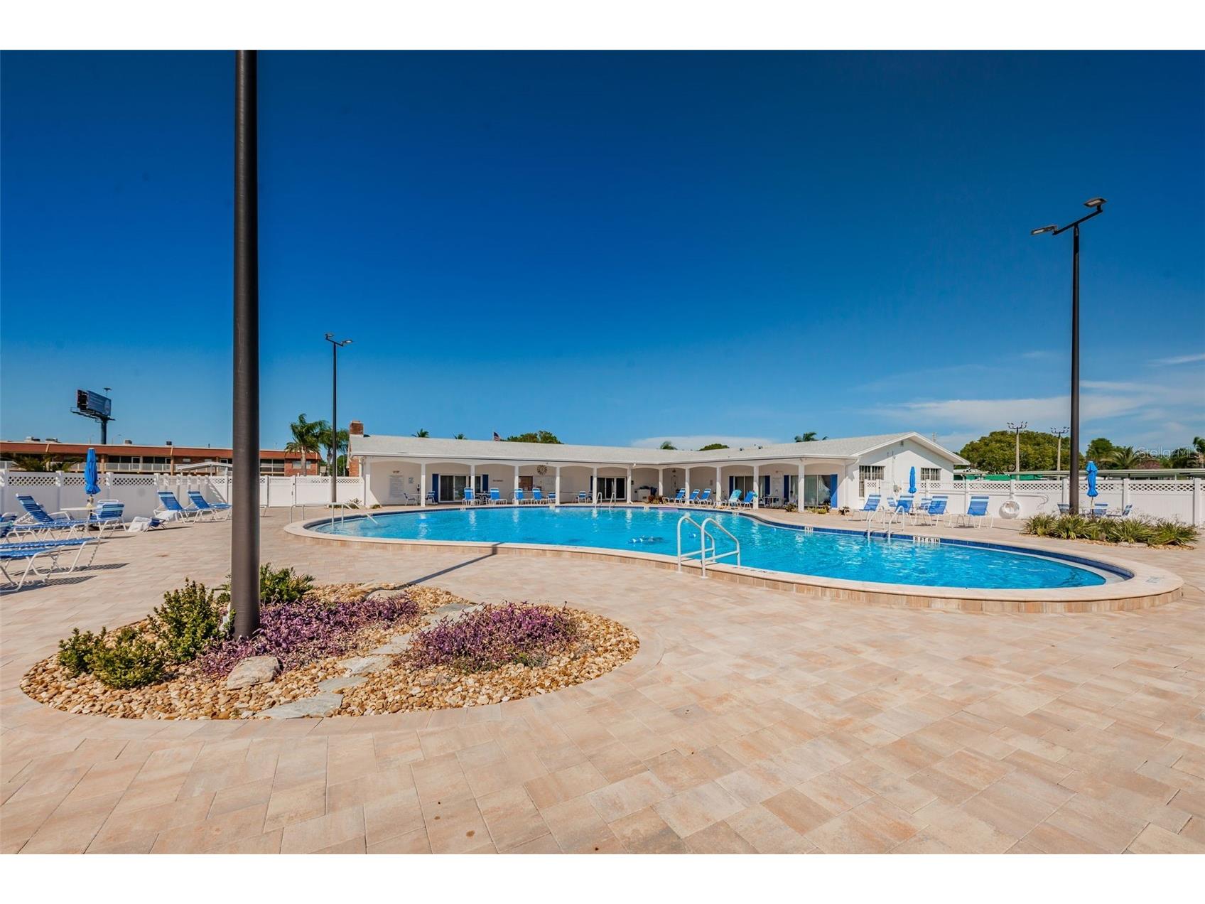 29 Concord Lane #11 Palm Harbor FL 34684 TB8492359 image2