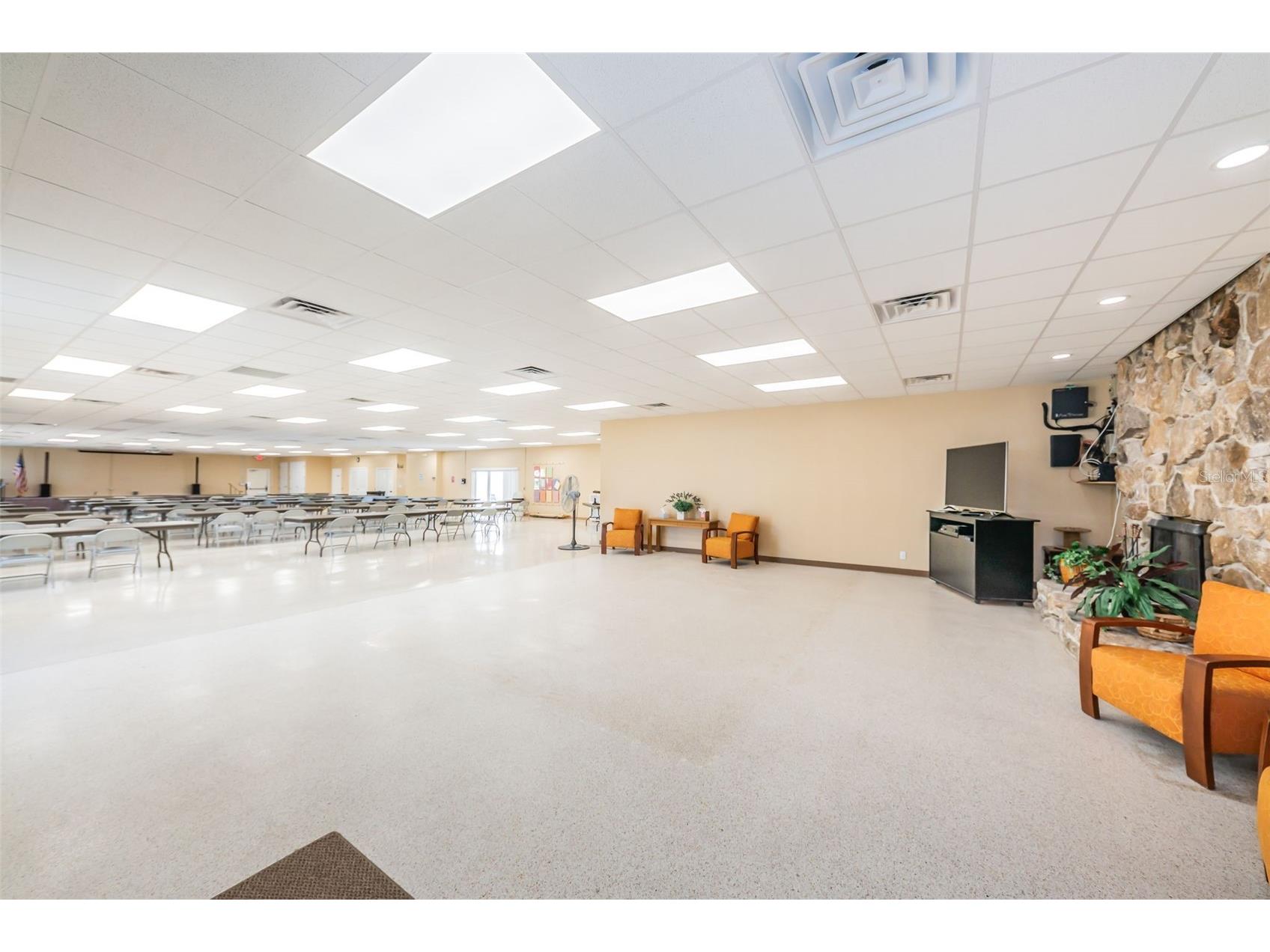29 Concord Lane #11 Palm Harbor FL 34684 TB8492359 image48