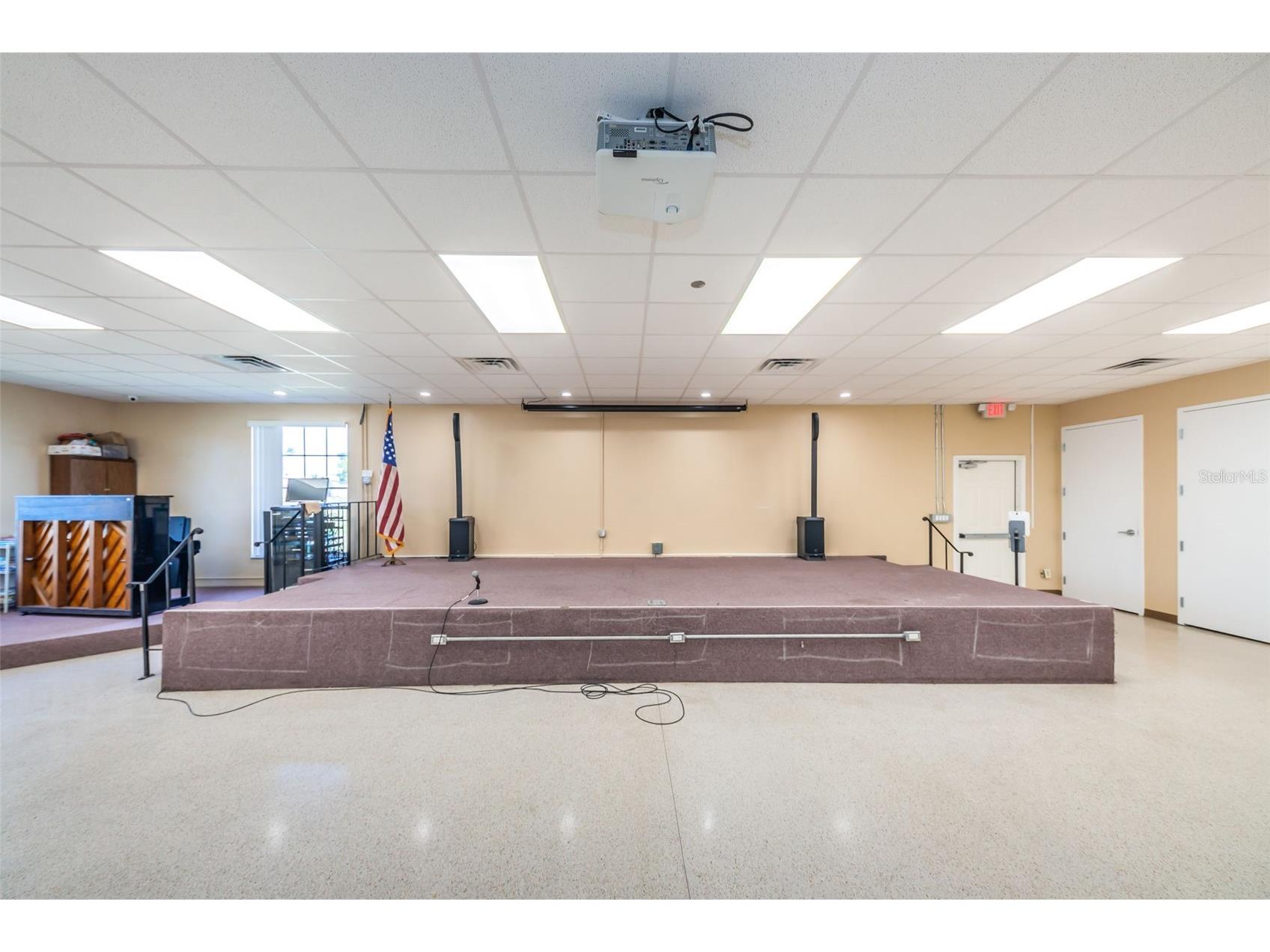 29 Concord Lane #11 Palm Harbor FL 34684 TB8492359 image50
