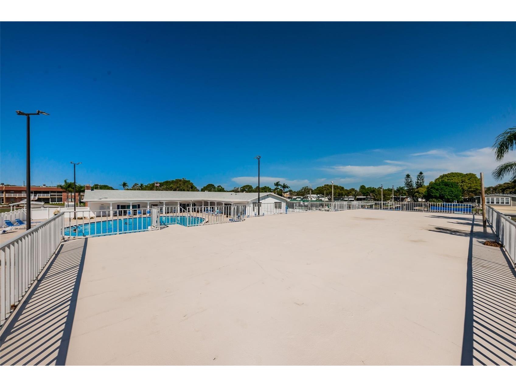 29 Concord Lane #11 Palm Harbor FL 34684 TB8492359 image82