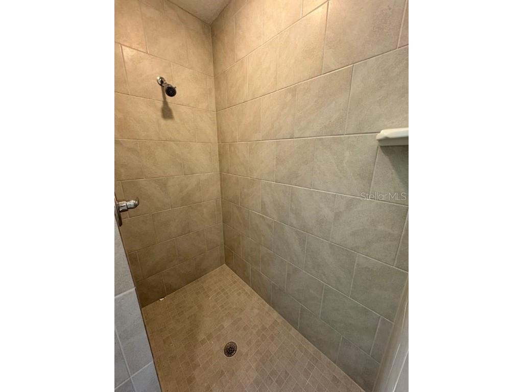 29 Fisher Terrace Ocklawaha FL 32179 OM696405 image8