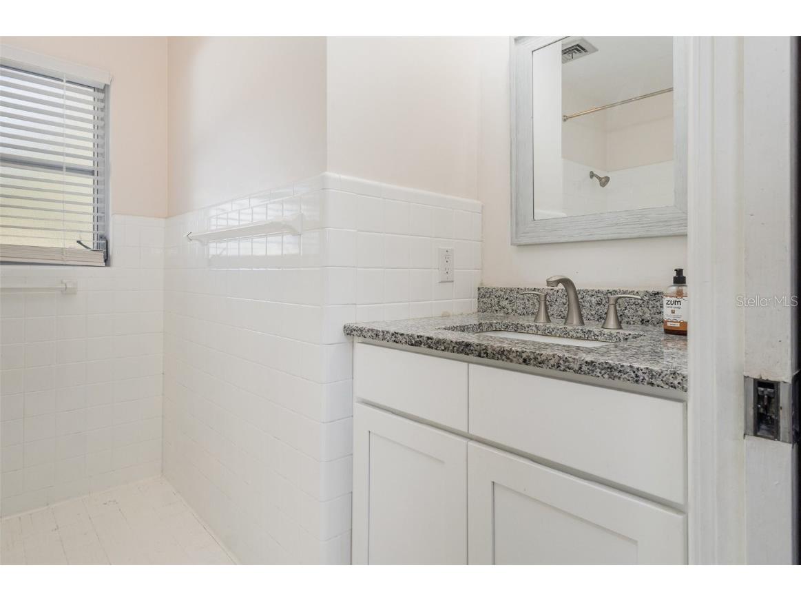 29 Golf View Circle NE Winter Haven FL 33881 TB8453876 image12