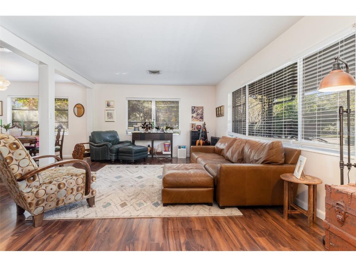 29 Golf View Circle NE Winter Haven FL 33881 TB8453876 image2