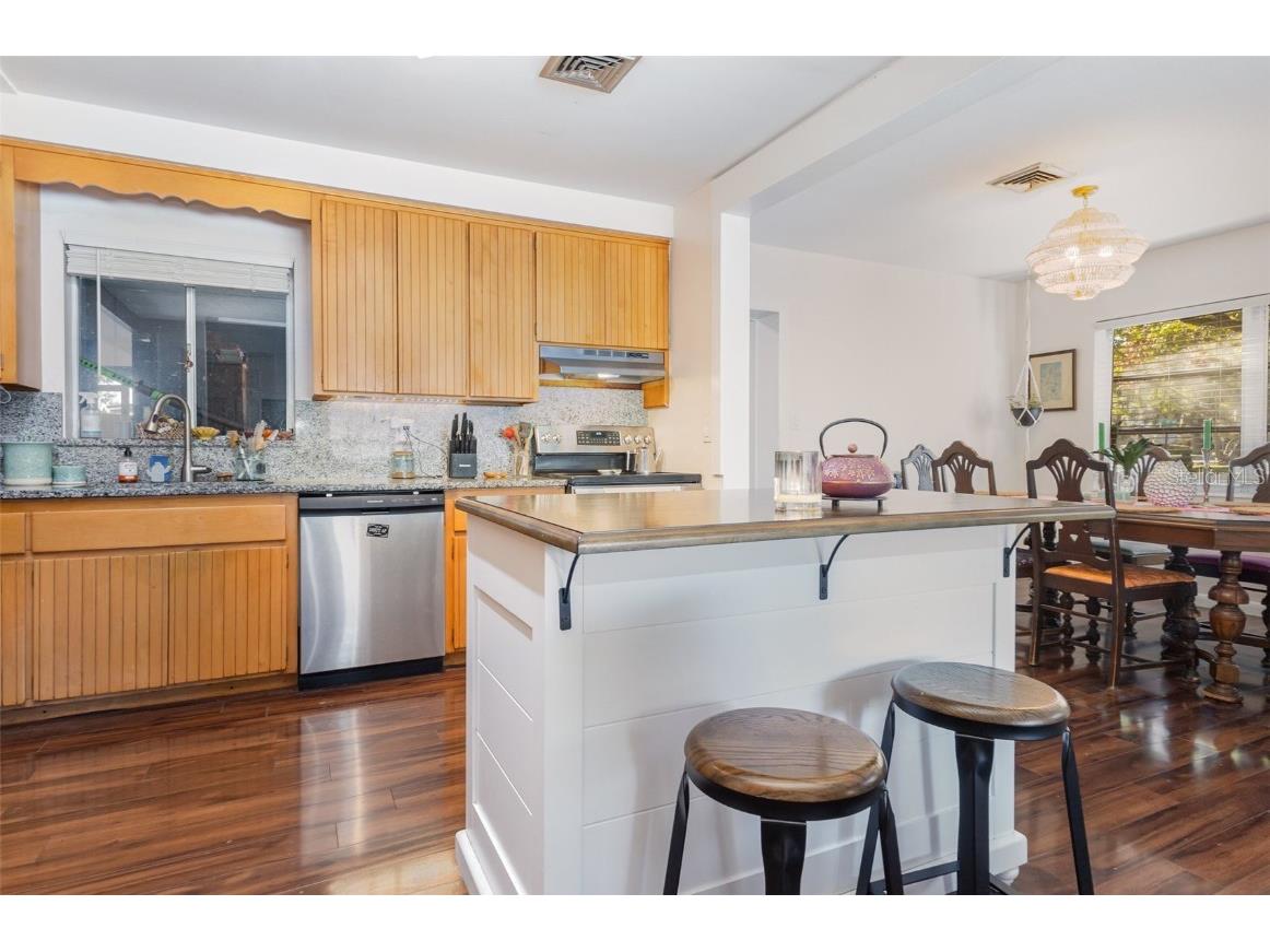 29 Golf View Circle NE Winter Haven FL 33881 TB8453876 image6