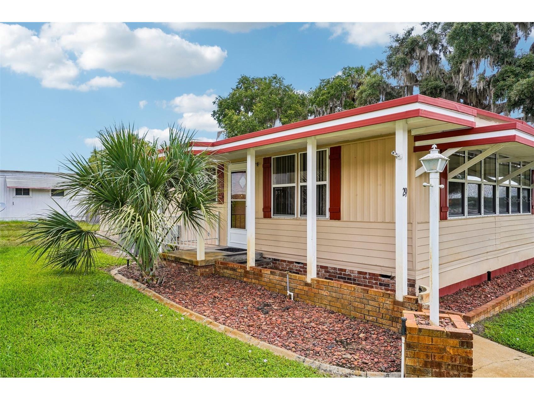 29 Harbor Oaks Drive Fruitland Park FL 34731 - LAKE GRIFFIN G5113416 image3