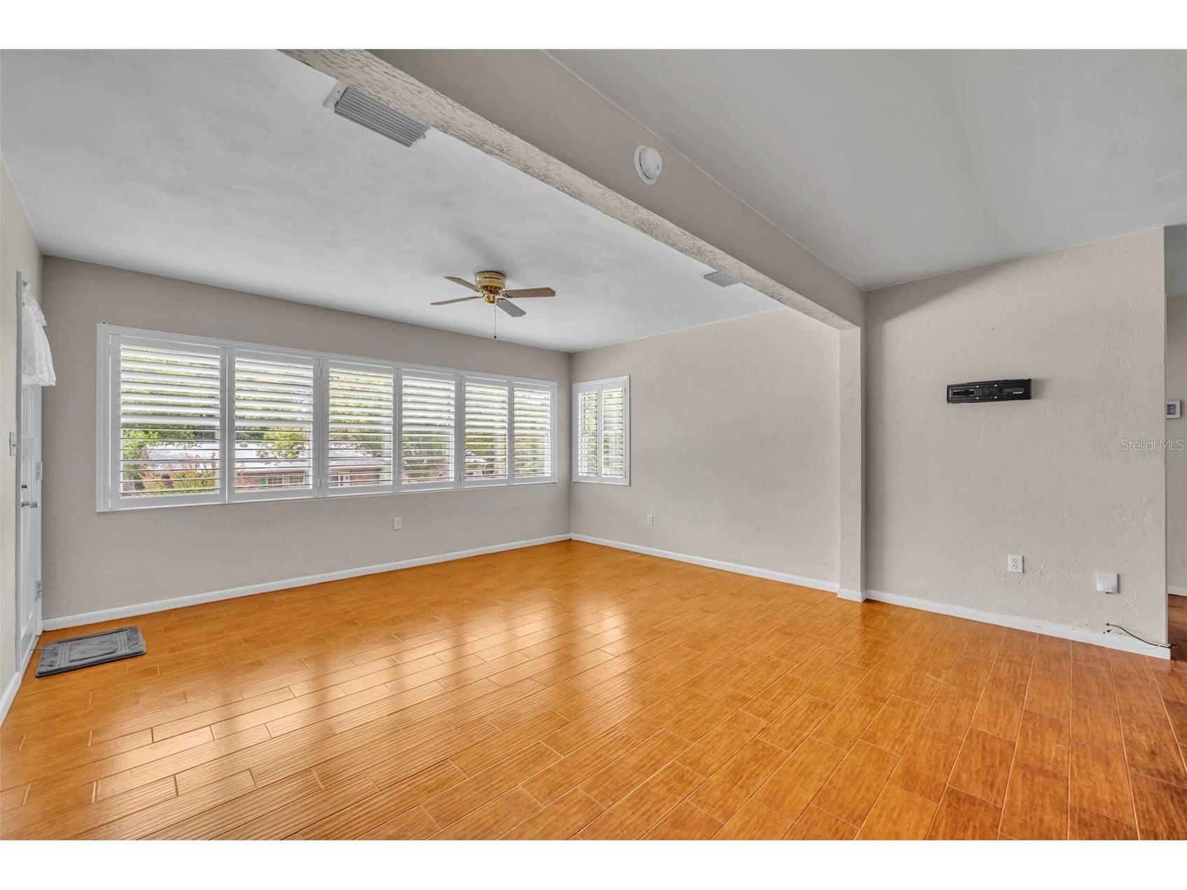 29 Jasmine Drive Debary FL 32713 - LAKE ANNA MARIE V4948050 image7