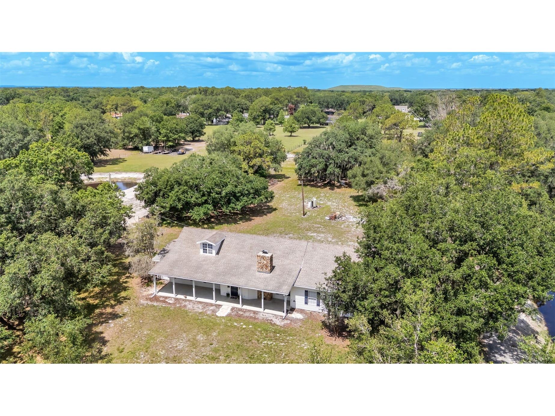 29 Lake Arrowhead Drive Winter Haven FL 33880 L4962795 image2