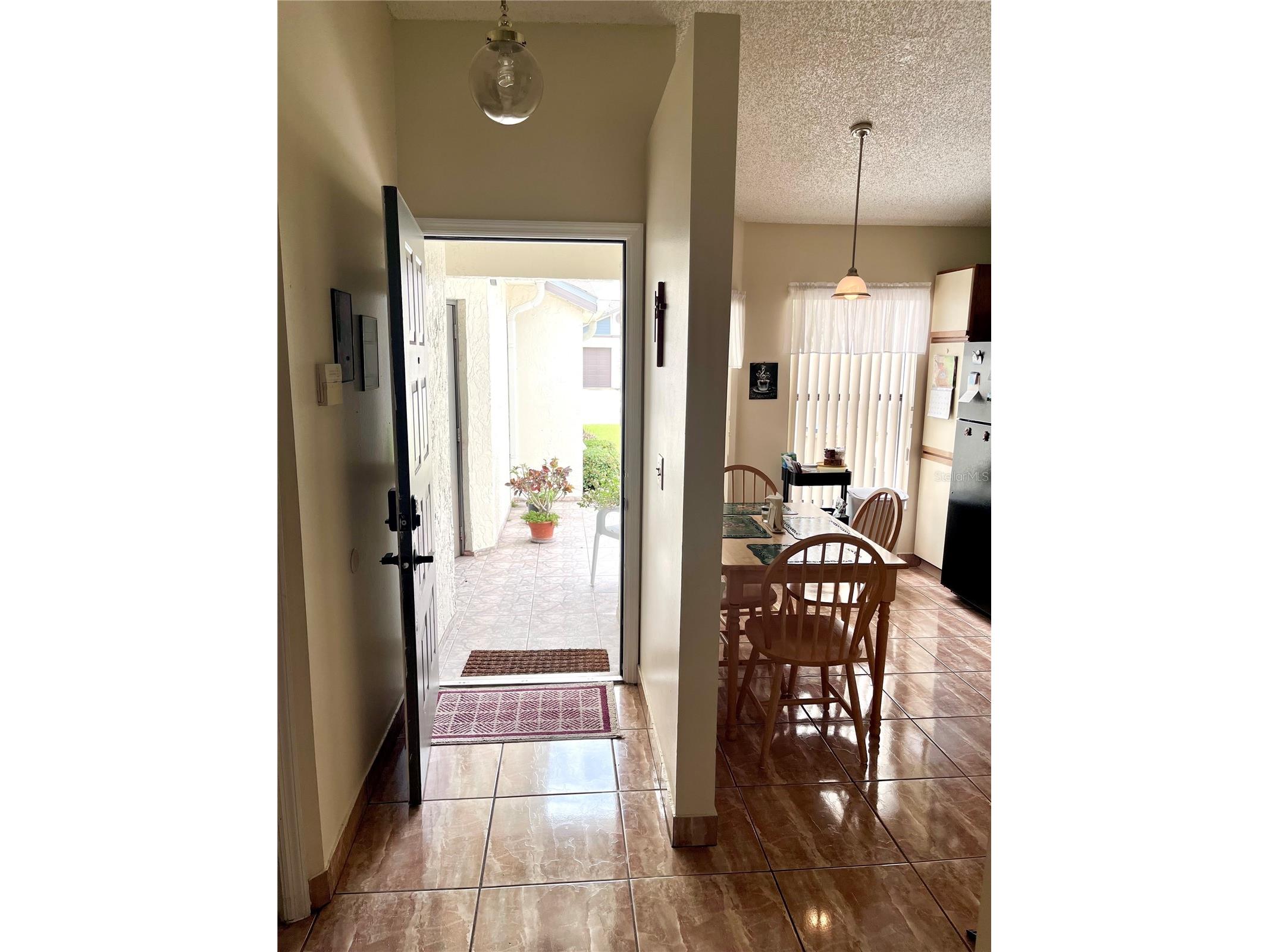 29 Lakepointe Circle Kissimmee FL 34743 O6401959 image10
