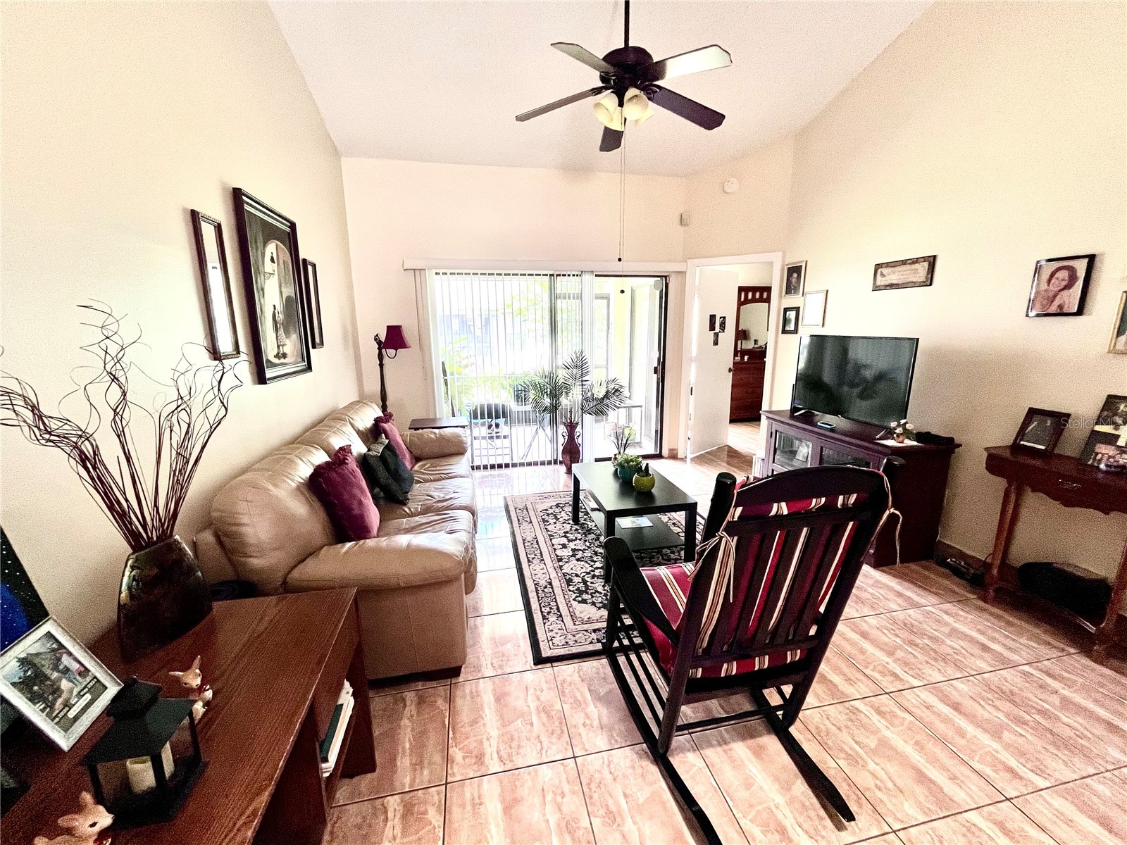 29 Lakepointe Circle Kissimmee FL 34743 O6401959 image22