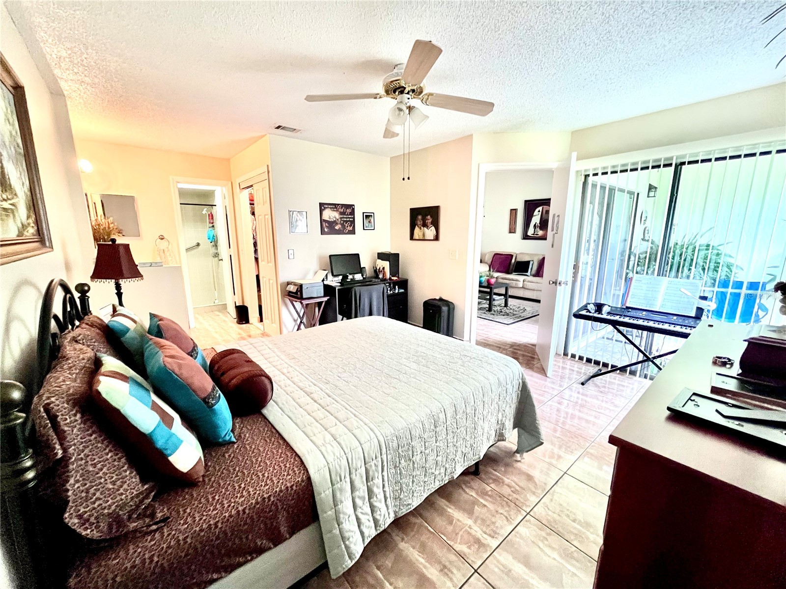 29 Lakepointe Circle Kissimmee FL 34743 O6401959 image23