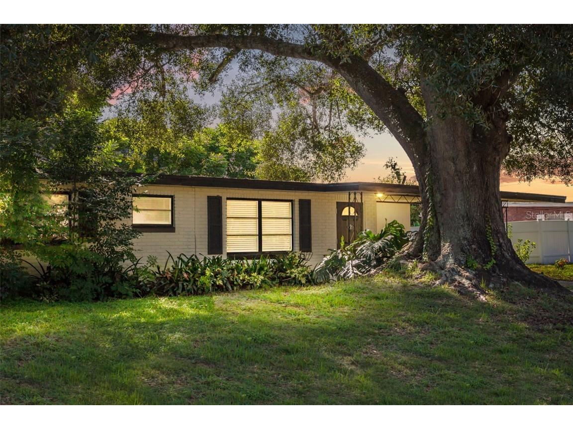 29 Lamplight Lane Winter Haven FL 33884 L4955684 image1