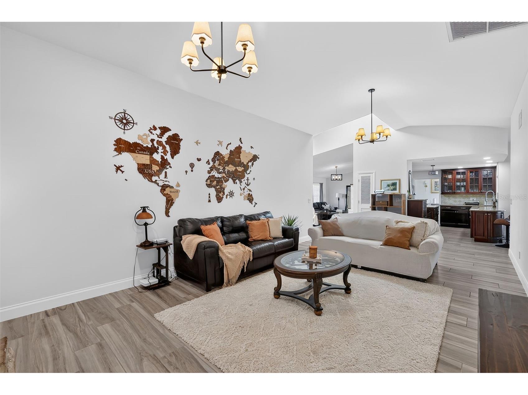 29 SE 10th Avenue Cape Coral FL 33990 - Shamrock Lake C7523950 image10