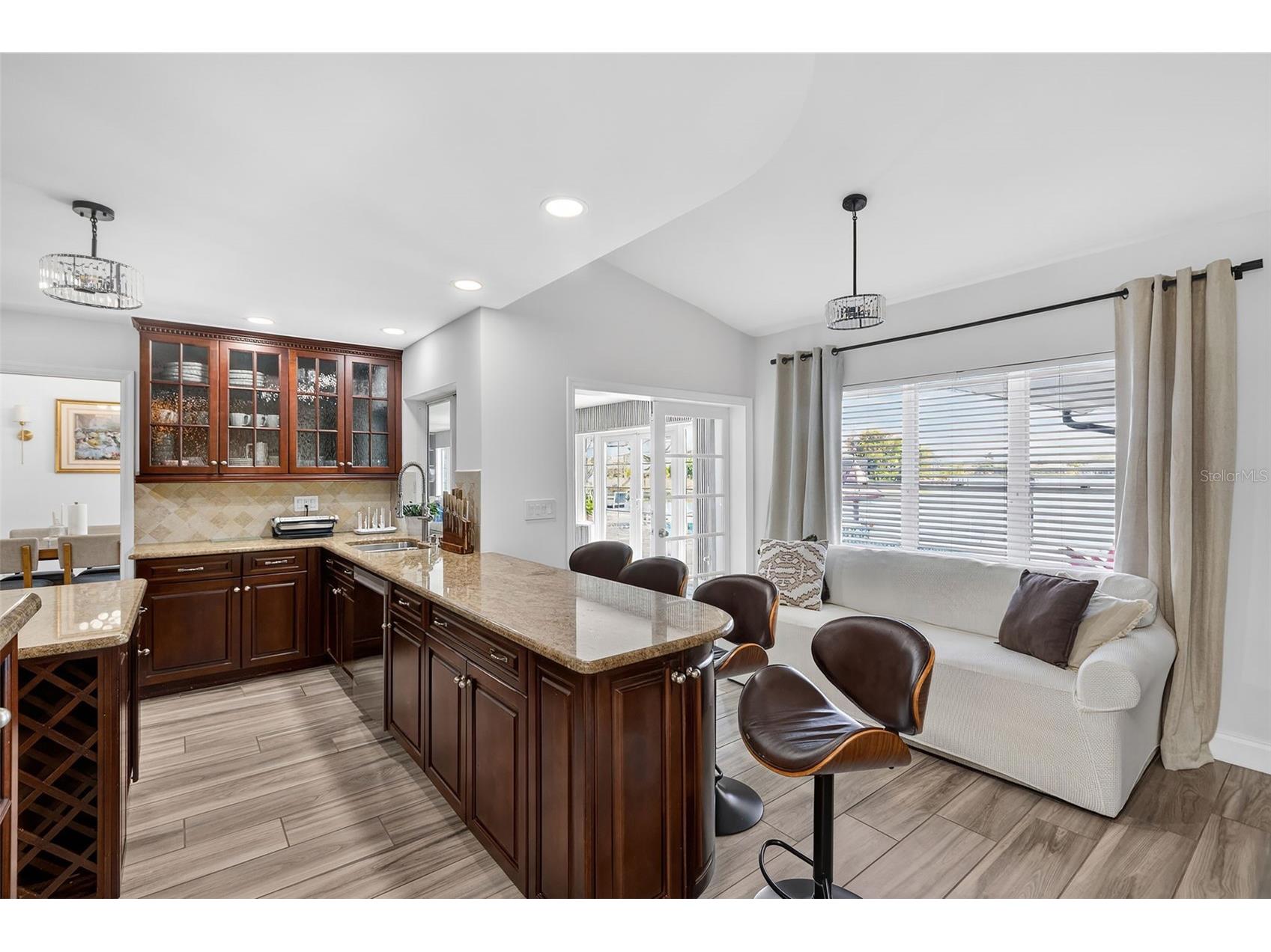 29 SE 10th Avenue Cape Coral FL 33990 - Shamrock Lake C7523950 image14