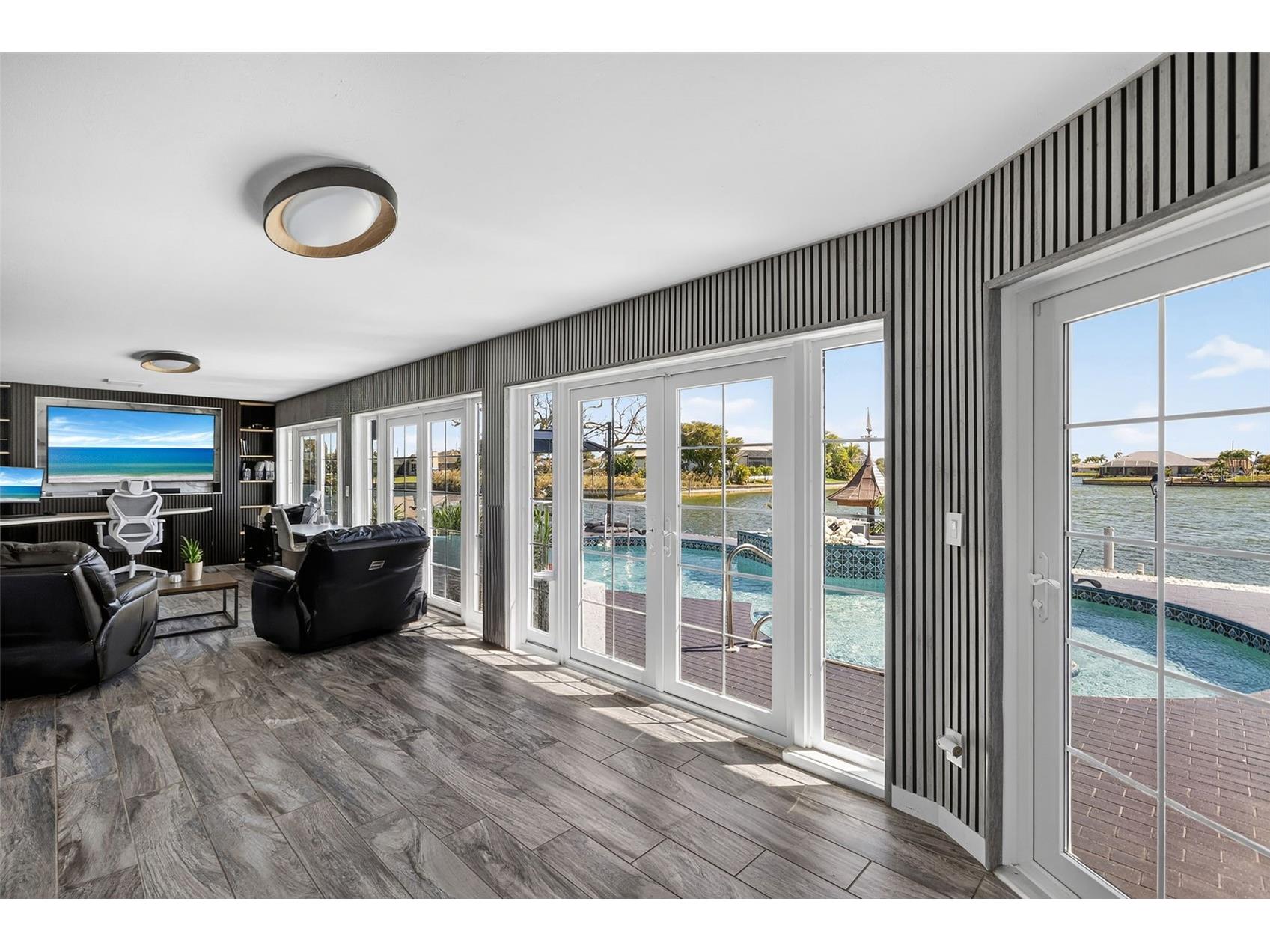 29 SE 10th Avenue Cape Coral FL 33990 - Shamrock Lake C7523950 image18