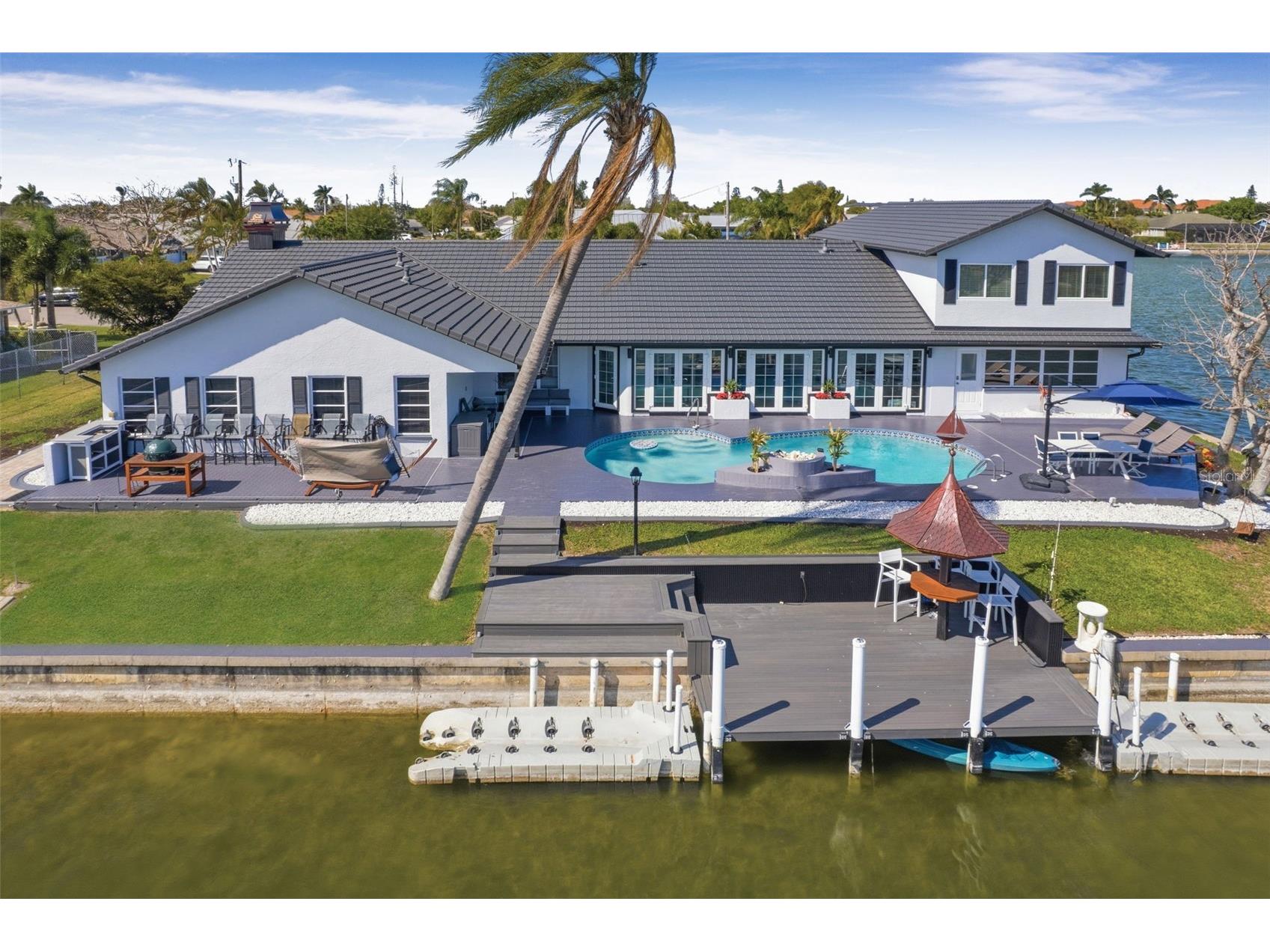 29 SE 10th Avenue Cape Coral FL 33990 - Shamrock Lake C7523950 image4