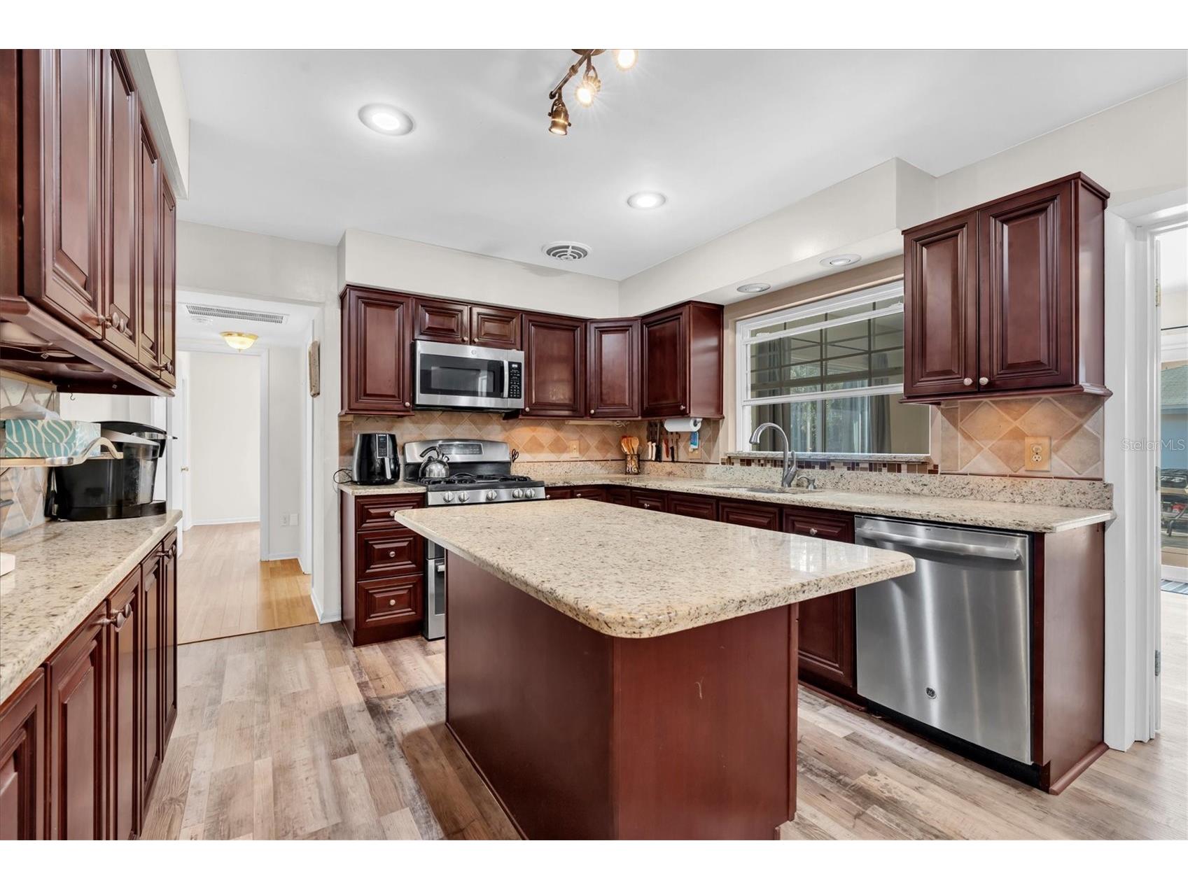 29 Southwind Drive Belleair Bluffs FL 33770 TB8500321 image10