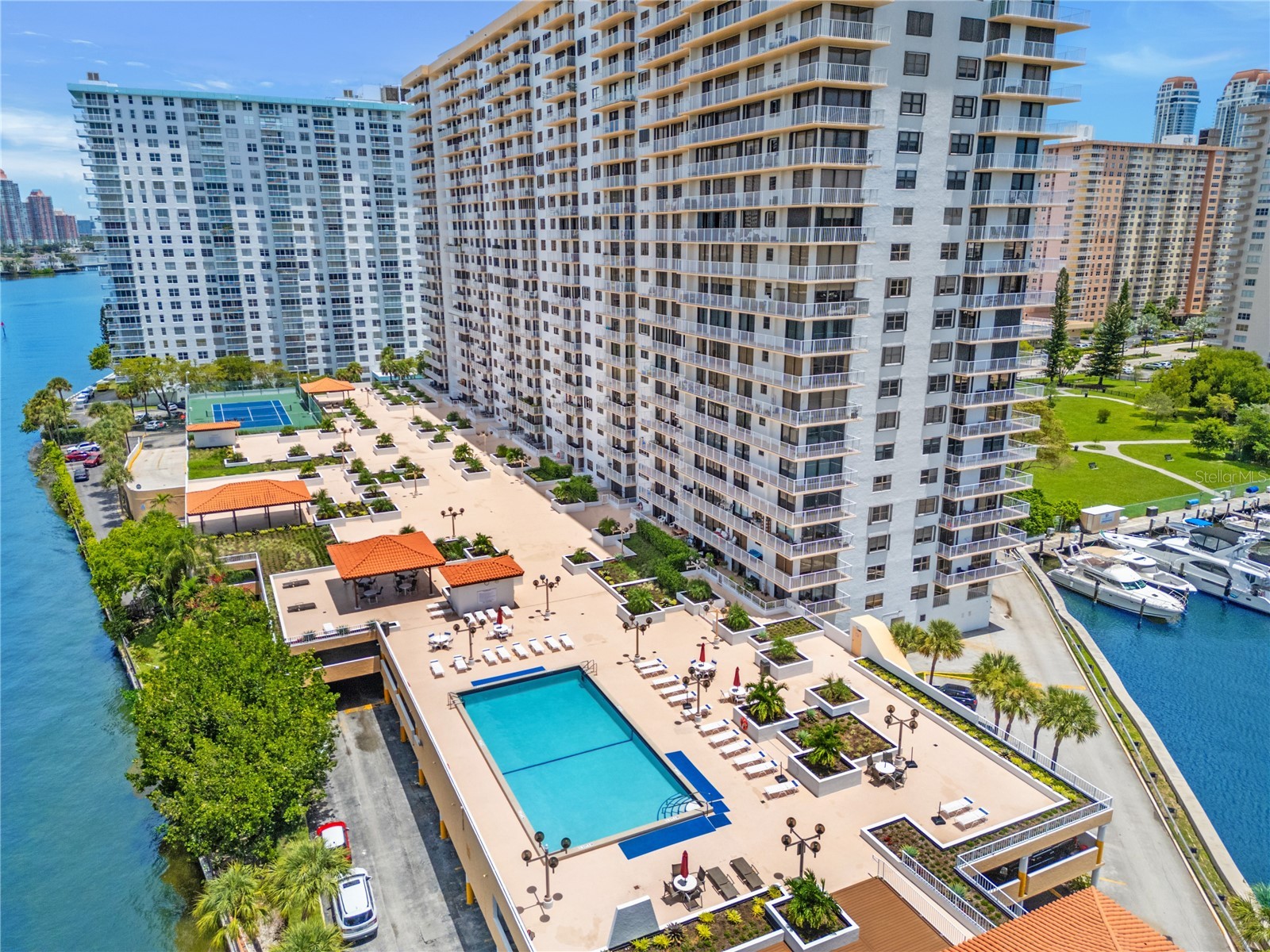 290 174 Street #1006 Sunny Isles Beach FL 33160 O6378699 image3