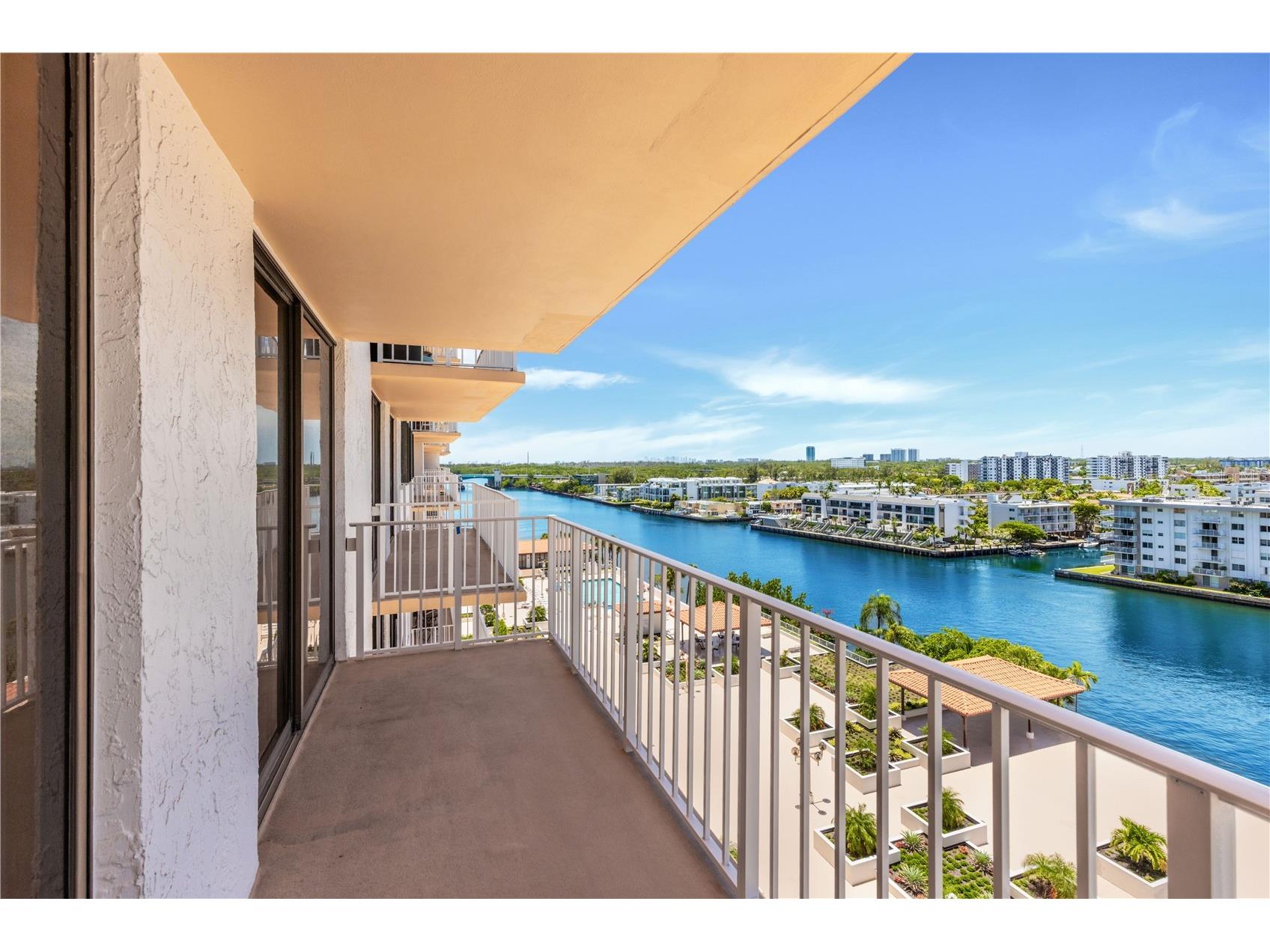 290 174 Street #1006 Sunny Isles Beach FL 33160 O6378699 image7