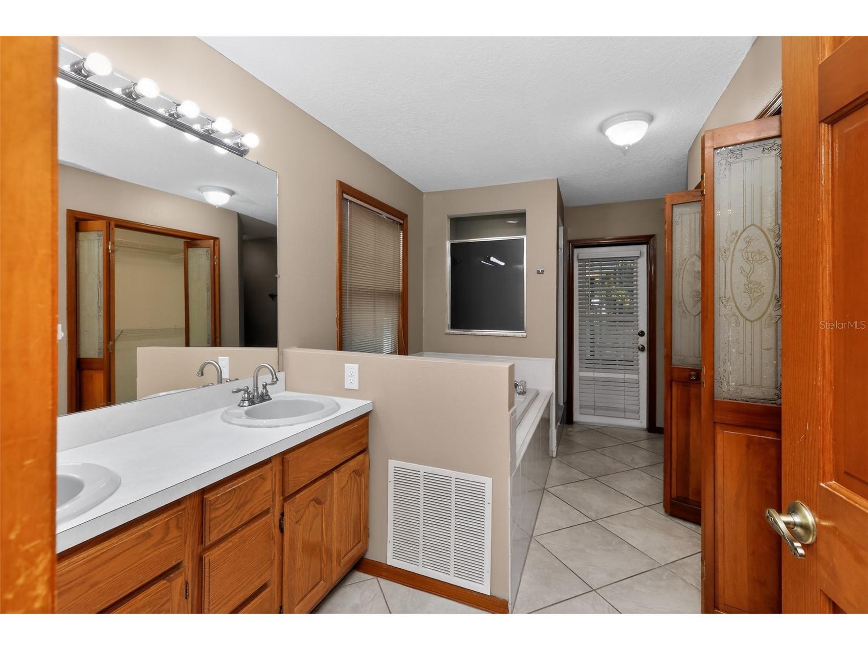 290 Canby Circle Spring Hill FL 34606 TB8507737 image21