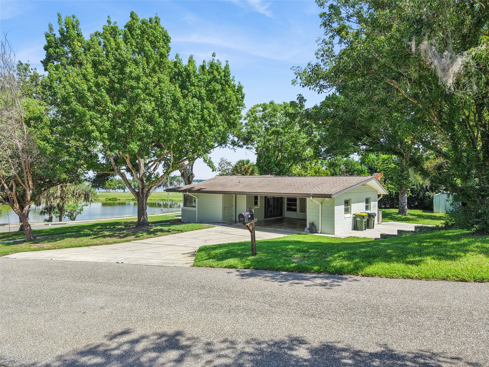 290 Carroll Street Clermont FL 34711 - LAKE MINNEOLA G5114753 image3