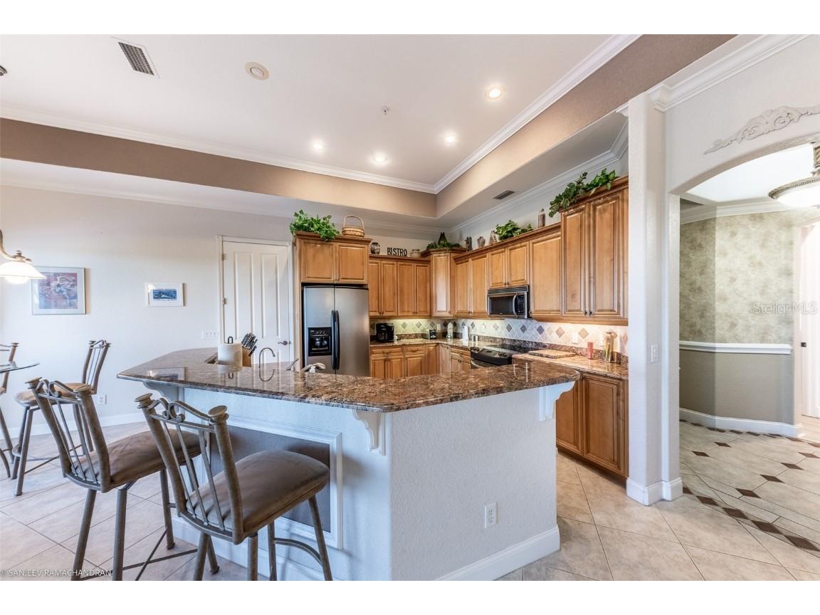 290 Lewis Circle #131 Punta Gorda FL 33950 C7470056 image4